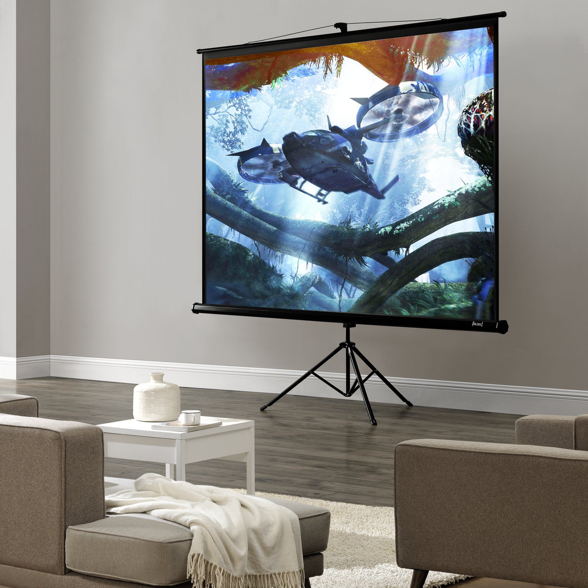 in.tec Stativleinwand (Beamerleinwand mit Stativ 113 Zoll / 287cm) – Bild 5 von 5