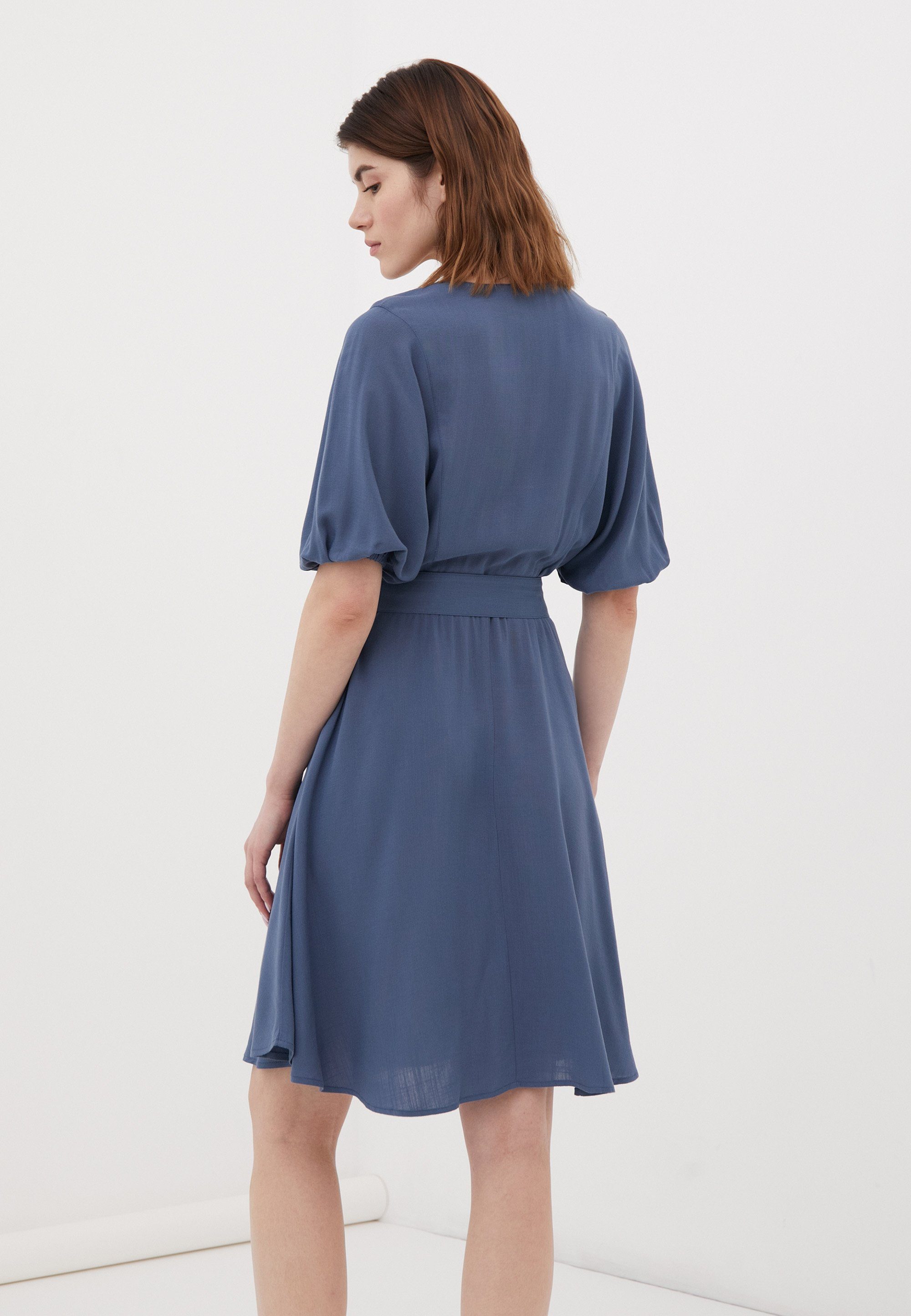 Finn Flare Sommerkleid Taillenzauber mit tailliertem Schnitt – Bild 5 von 5