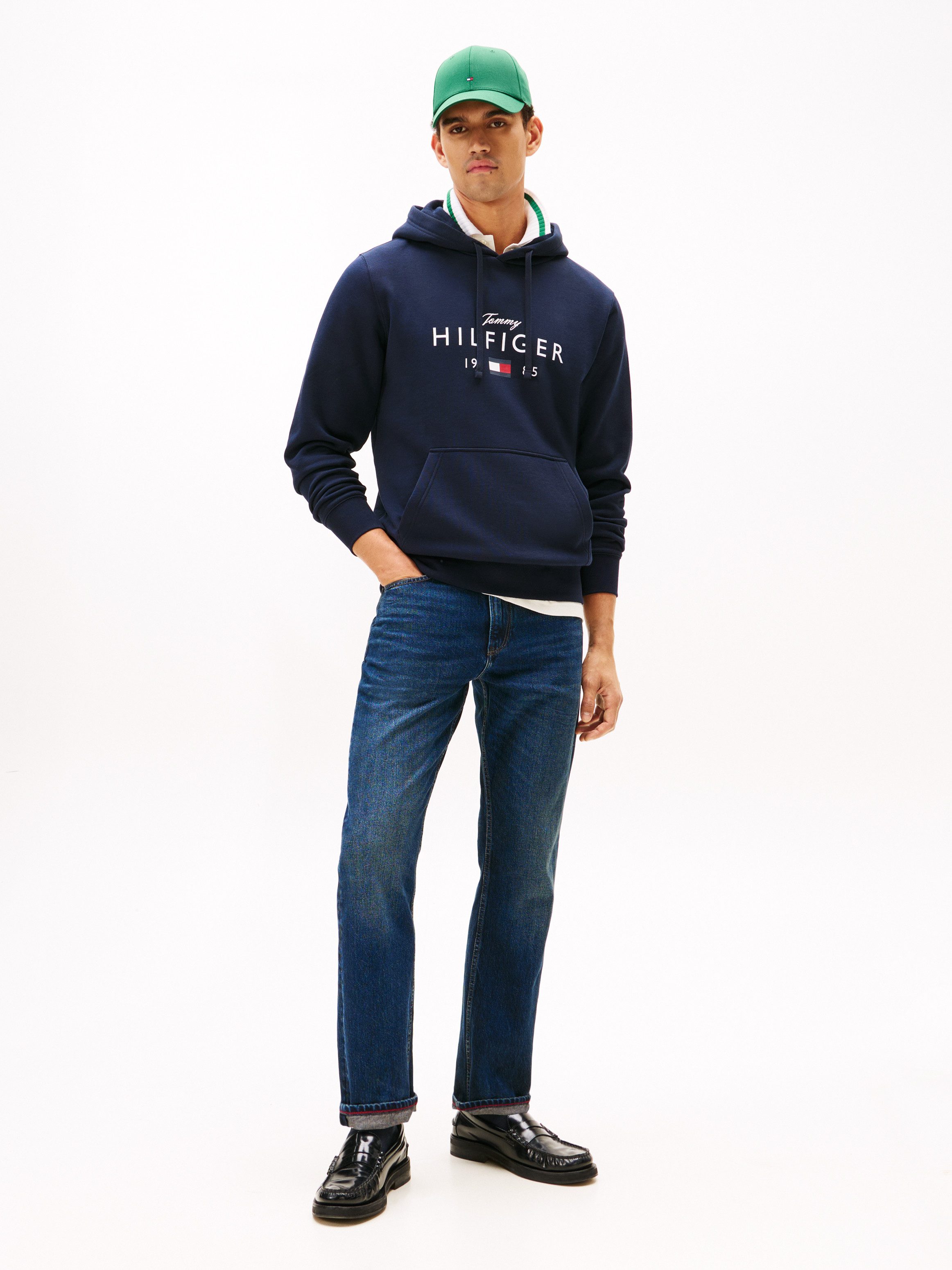 Tommy Hilfiger Hoodie BRAND LOVE BIG HILFIGER mit Logo-Grafik, normale Passform