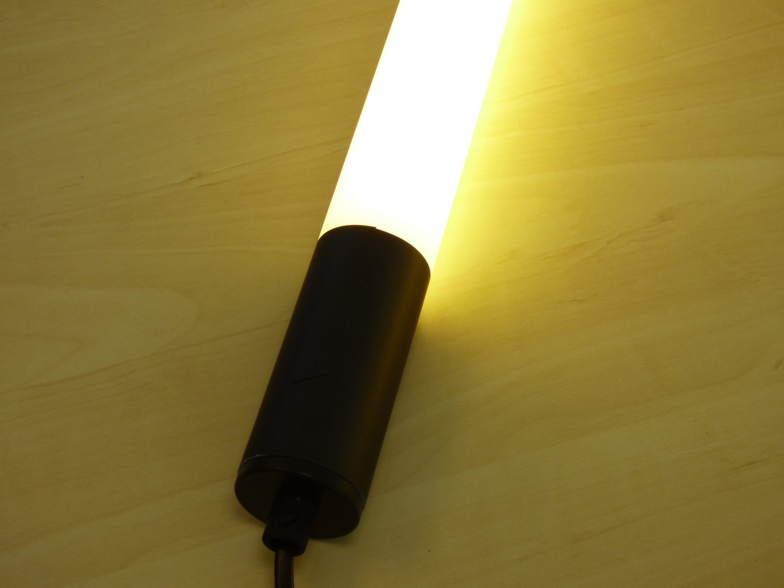 XENON LED Außen-Wandleuchte LED Gabionen Leuchte mit Kunststoff-Röhre 63cm 9 Watt Warm Weiß, LED Röhre T8, Xenon Kalt Weiß