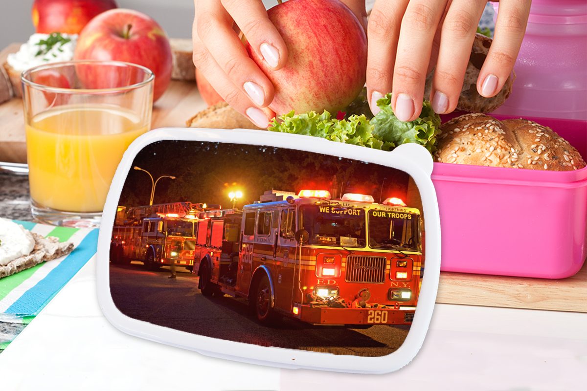 Feuerwehrfahrzeuge Erwachsene, Snackbox, Mädchen, Brotdose Kinder, Brotbox rosa New (2-tlg), York für von MuchoWow Kunststoff, Lunchbox City, Kunststoff