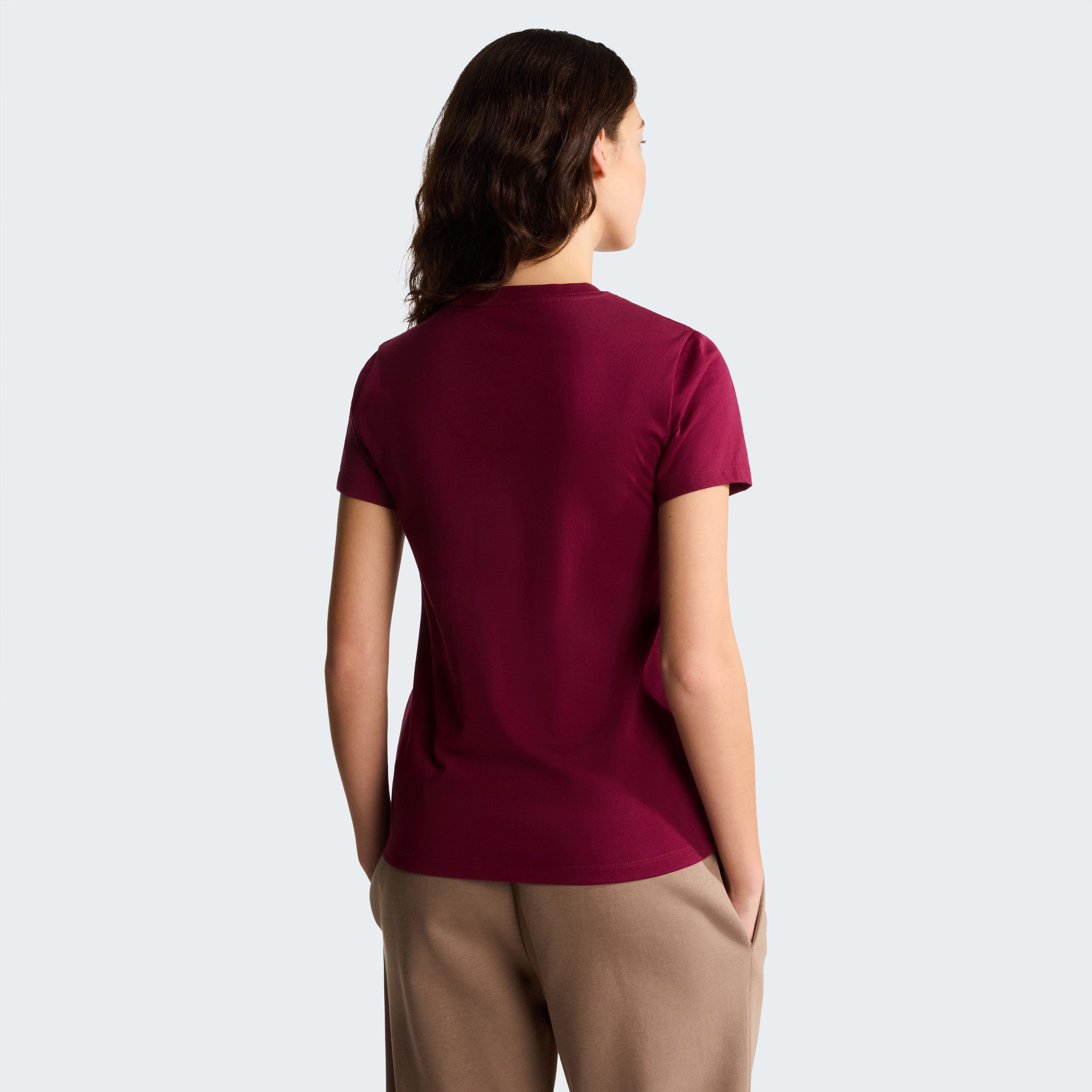 The North Face T-Shirt W EVOLUTION SIMPLE DOME SLM SHORT SLEEVE schmaler Schnitt, Kurzarm, für Wandern und Outdoor-Aktivitäten