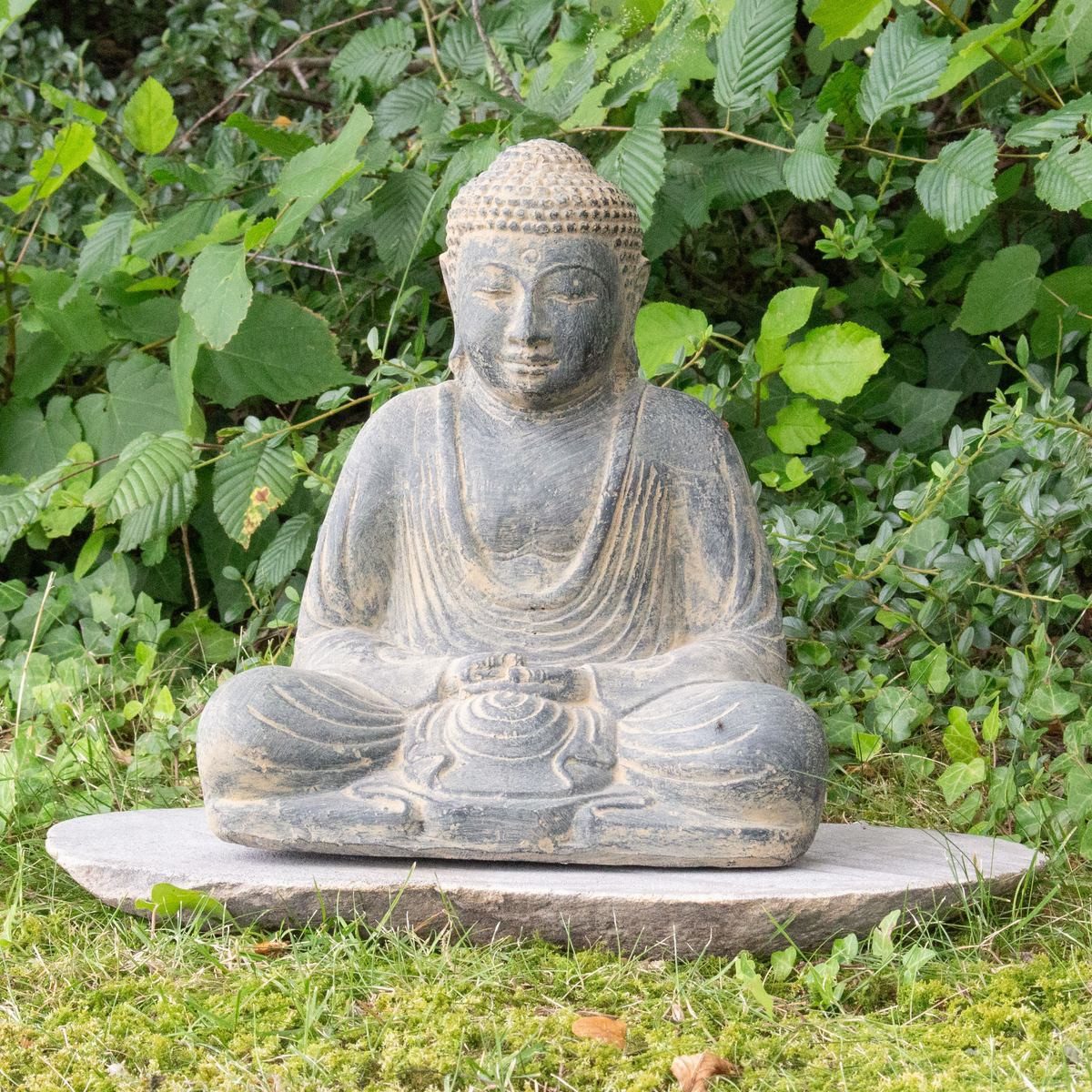 Oriental Galerie Dekofigur Japan Buddha Figur Gartenfigur aus Lavastein Sitzend 20 cm (1 St)