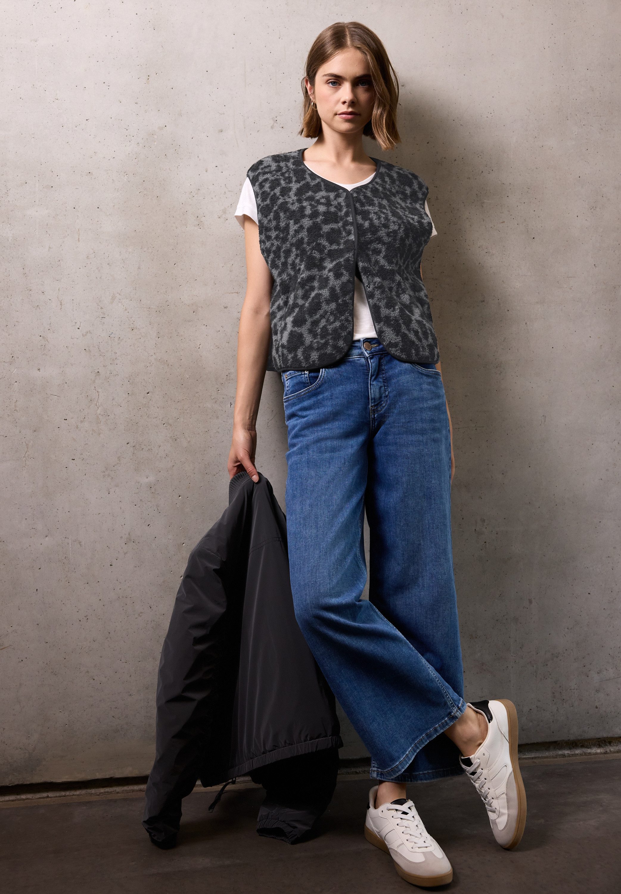 STREET ONE STUDIO Fellweste mit Leomuster