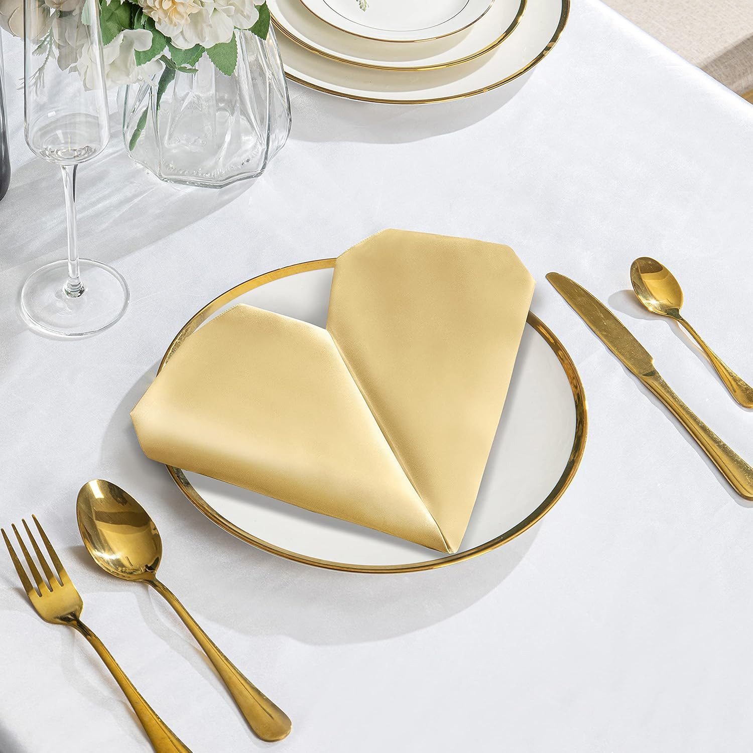 LIANNA Stoffserviette Goldene Servietten 43x43 cm, 20 Stück, waschbar, (Set, 20 St., Goldene Servietten 43x43 cm, 20 Stück, waschbar)