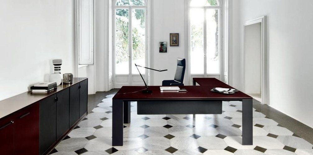 JVmoebel Eckschreibtisch Italienischer Computertisch Frezza - Elegante Schreibtischmöbel, Made in Europa