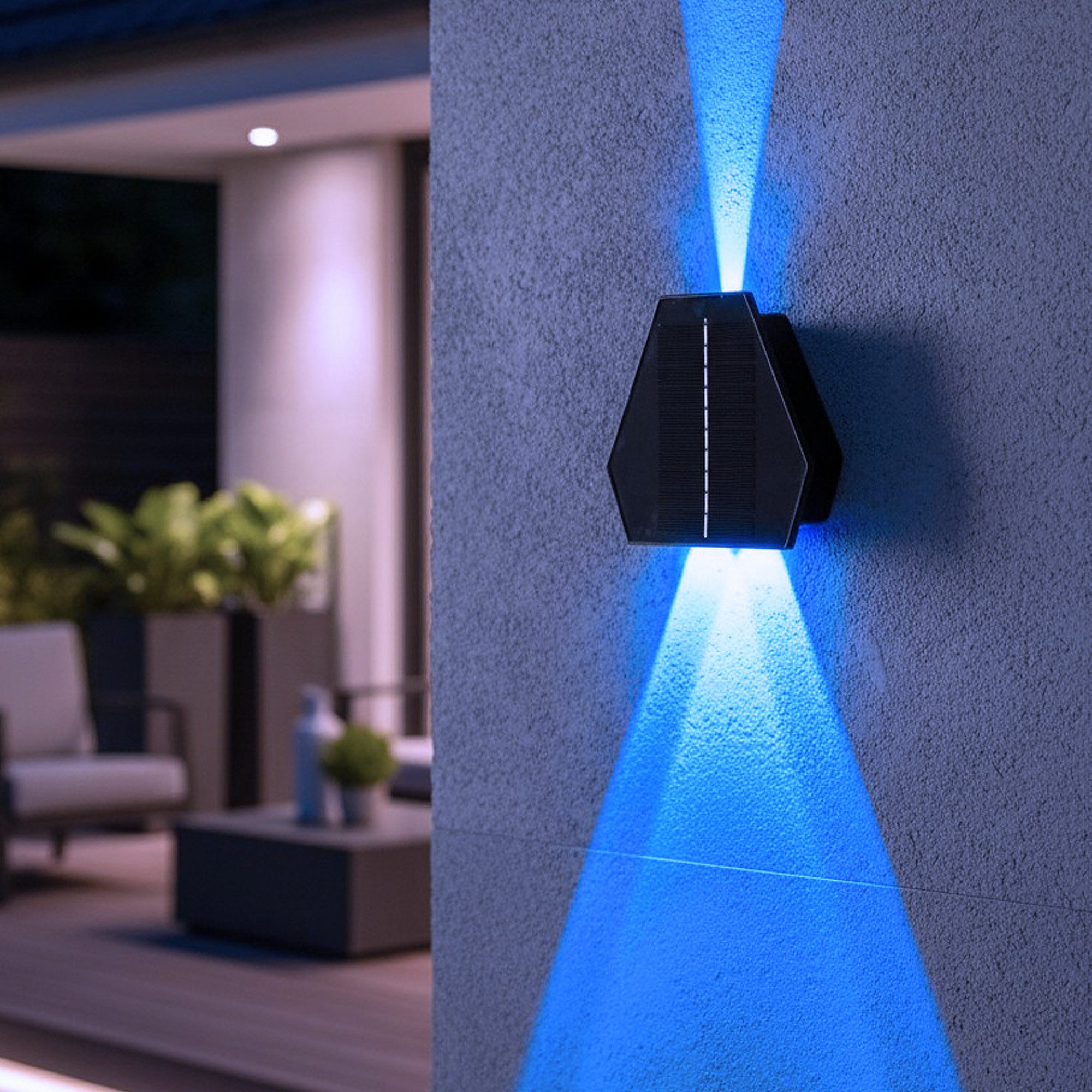 Arnusa LED Solarleuchte Außenwandleuchte Blau RGB Solar Wandleuchte Solarwandlampe, Farbwechsel, LED fest integriert, Blau, Rot, Grün, moderne Außenleuchte kabellos