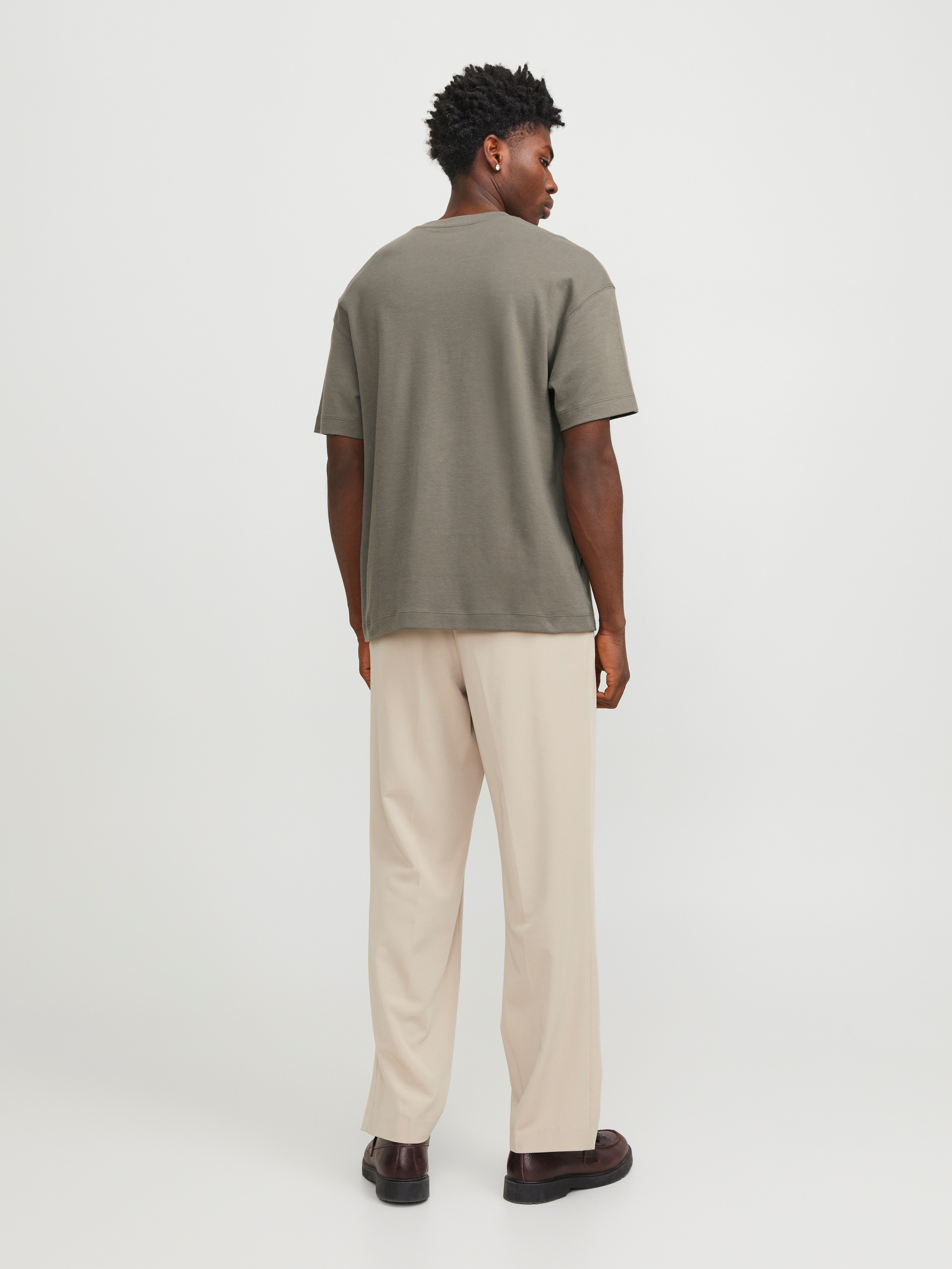 Jack & Jones Rundhalsshirt JJEURBAN EDGE TEE SS O-NECK NOOS mit Rundhalsausschnitt