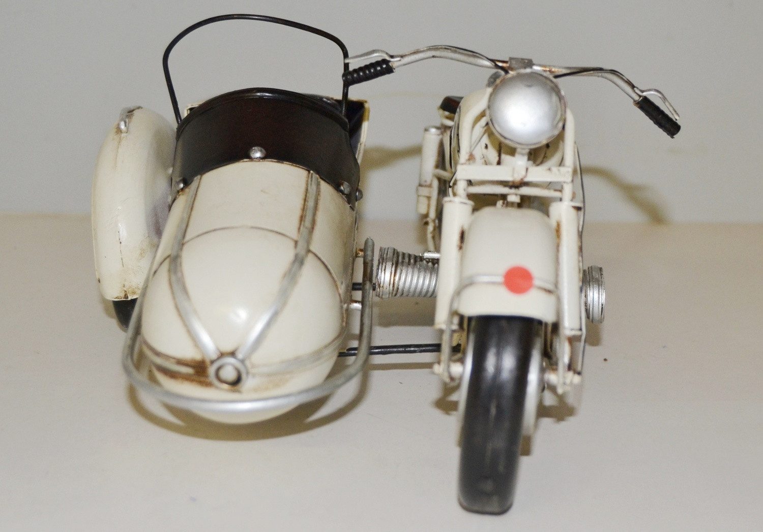 JS GartenDeko Modellmotorrad Blechmotorrad Oldtimer Zweirad BMW R 60 mit Beiwagen L 26 cm