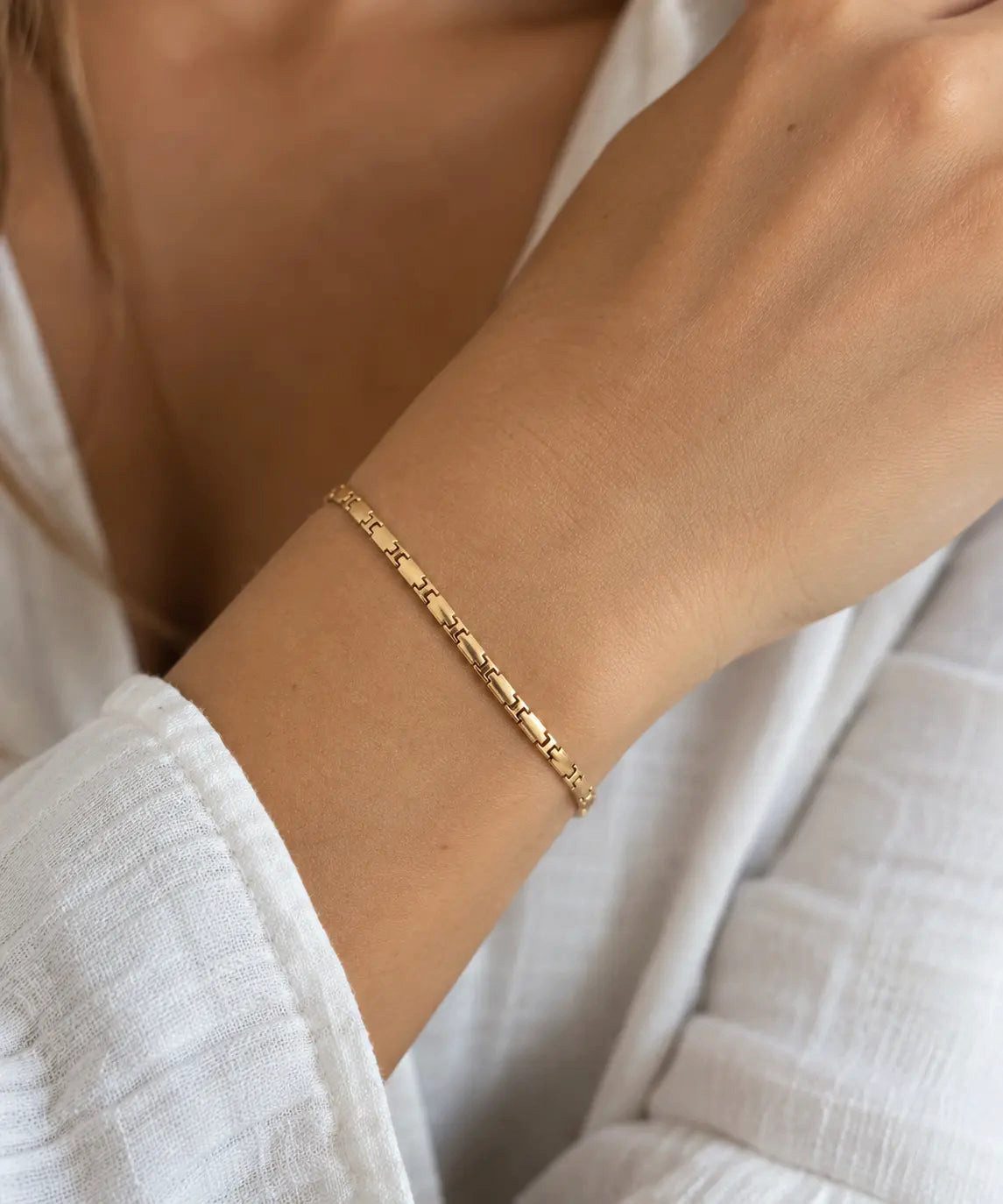 Suzan Gold Panzerarmband 585 Gold Panzerkette Box Chain 19 cm, Zeitloses Design, vielseitig kombinierbar, ideal als Geschenk – Bild 3 von 5