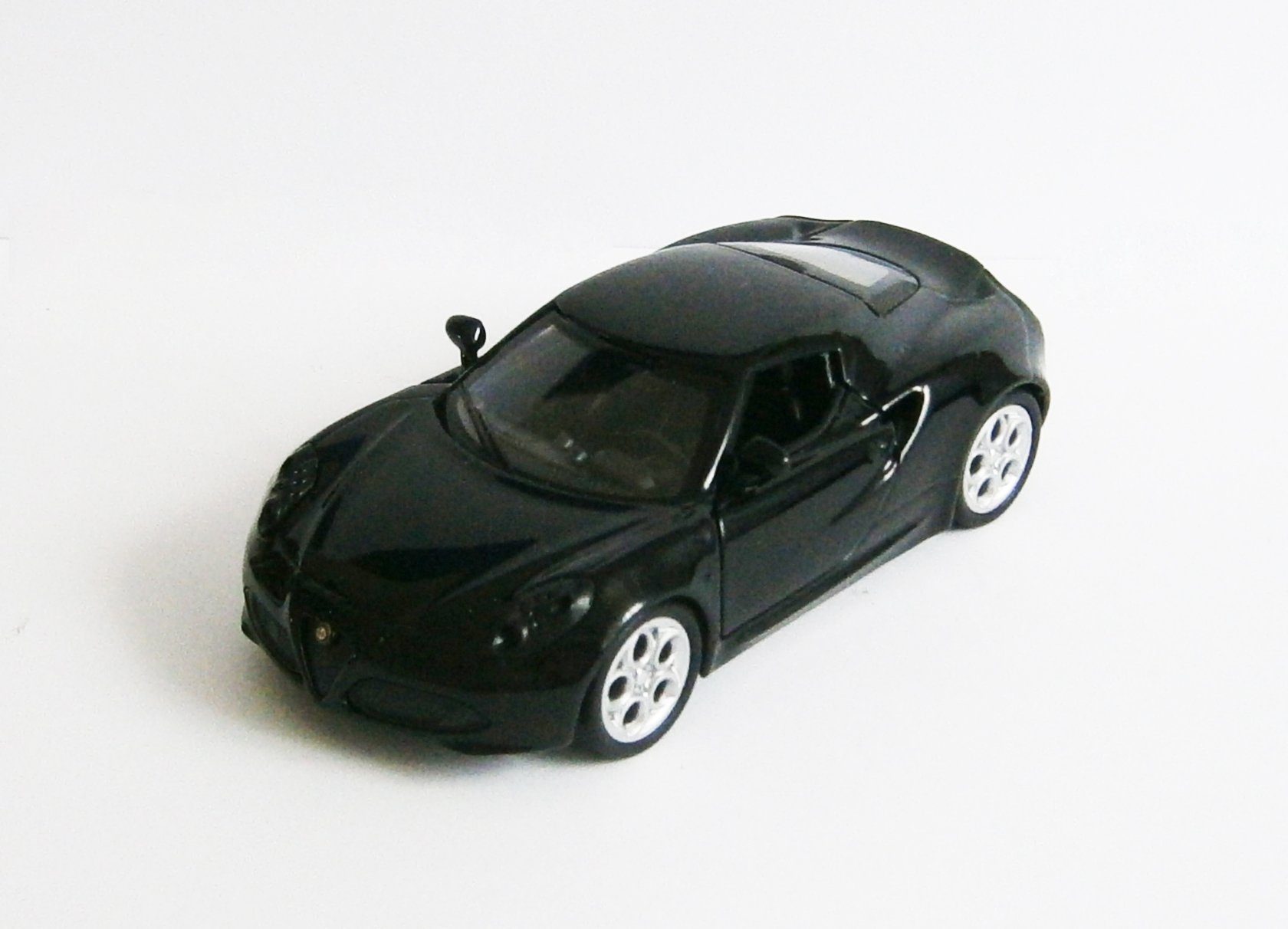 Welly Modellauto ALFA ROMEO 4C Modellauto 12cm Metall Modell Auto 34 (Schwarz), Spielzeugauto WELLY Kinder Geschenk