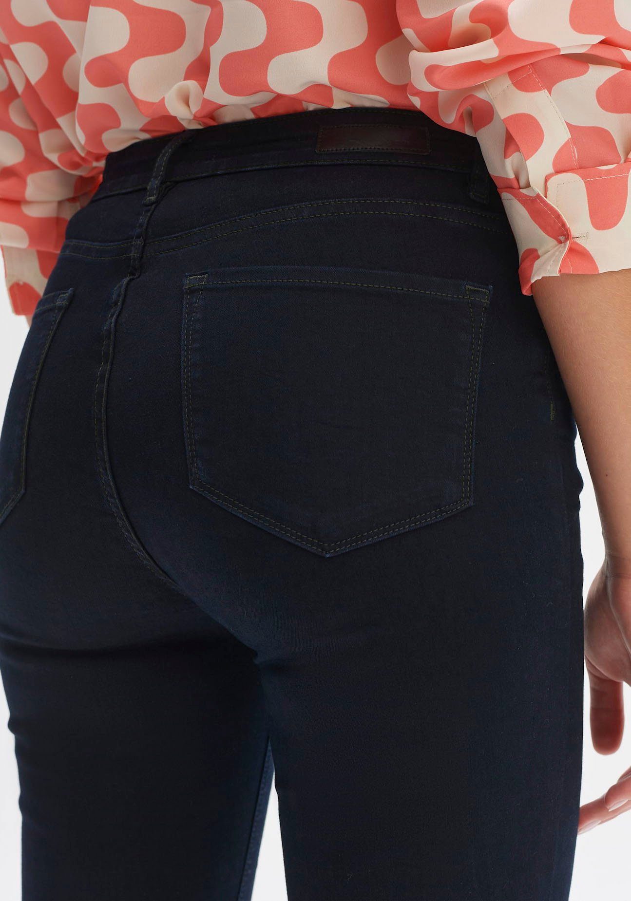 Seiten Schlitzen am den Slim-fit-Jeans OPUS Bein-Ende kleinen mit in