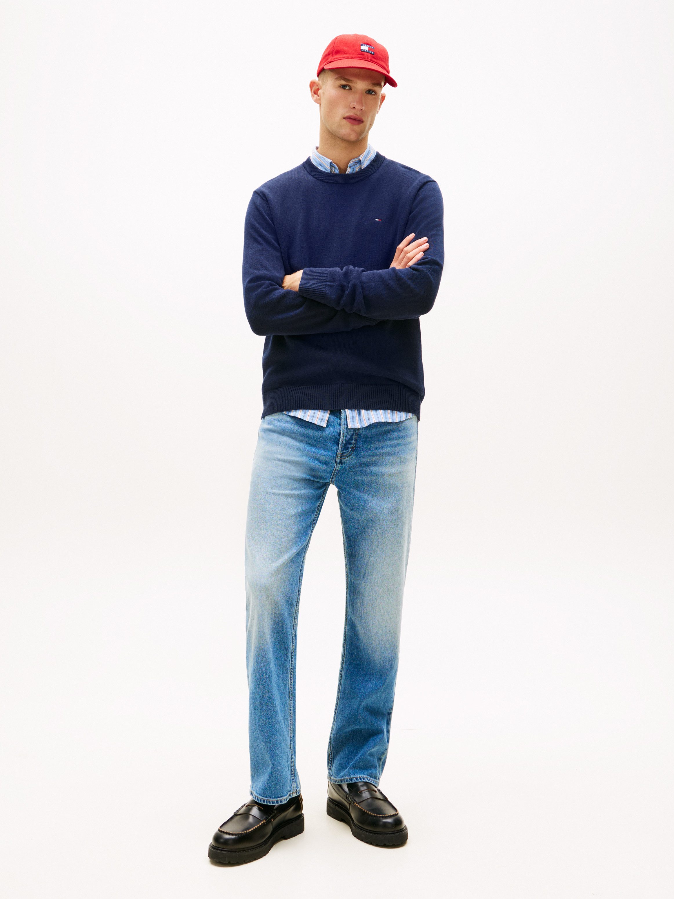 Tommy Jeans Strickpullover TJM SLIM FIT LIGHT SWEATER Slim fit mit Rundhalsausschnitt