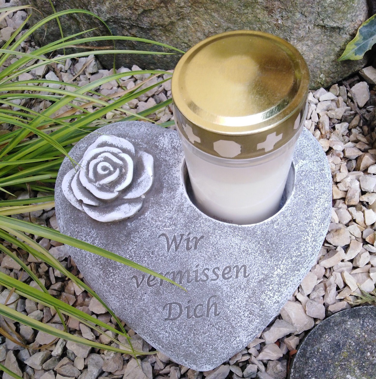 Radami Gartenfigur Grabherz Grablicht Rose Spruch Wir vermissen Dich günstig online kaufen