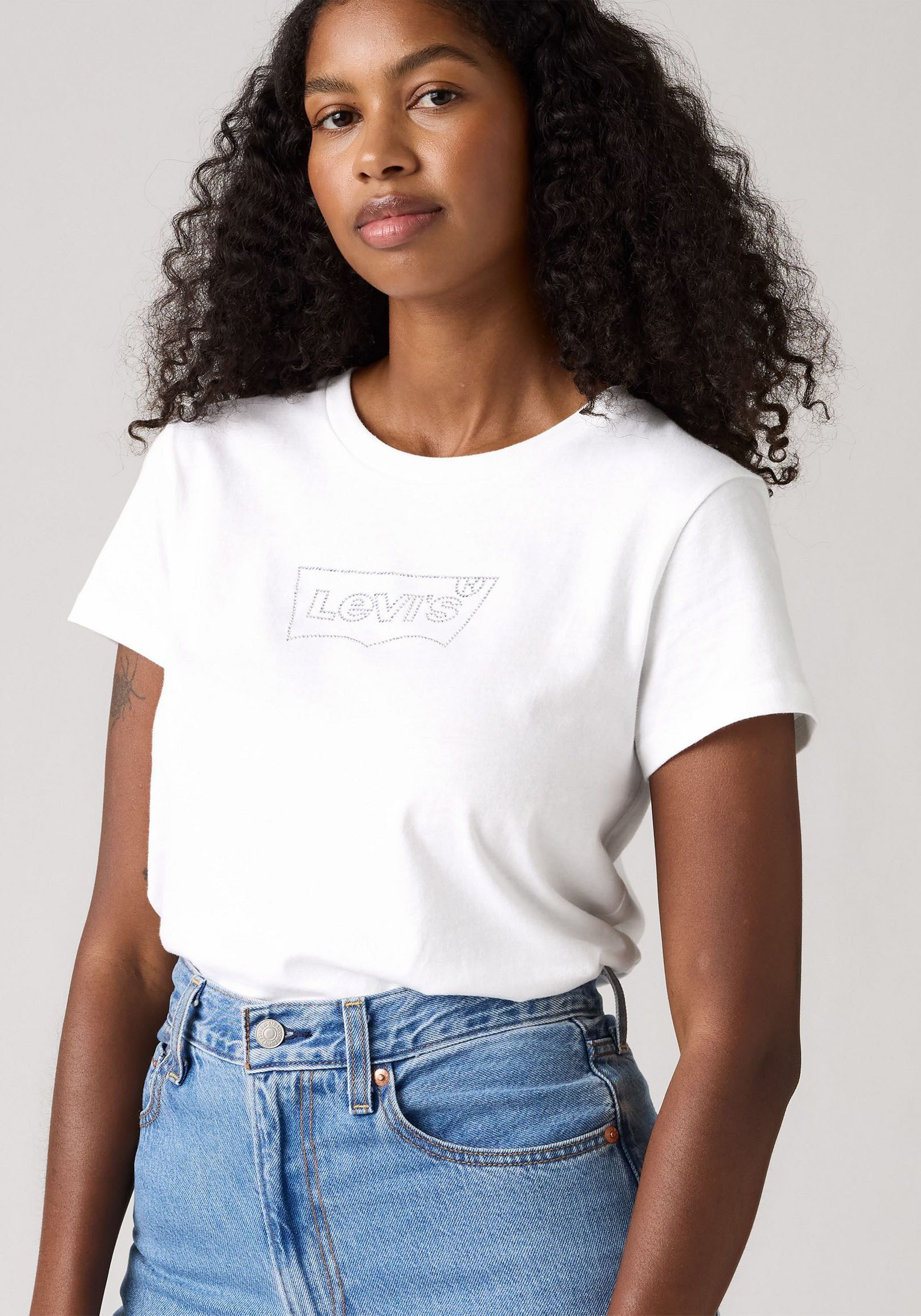 Levi's® Rundhalsshirt THE PERFECT TEE mit Logo im Metallic-Holo Print günstig online kaufen