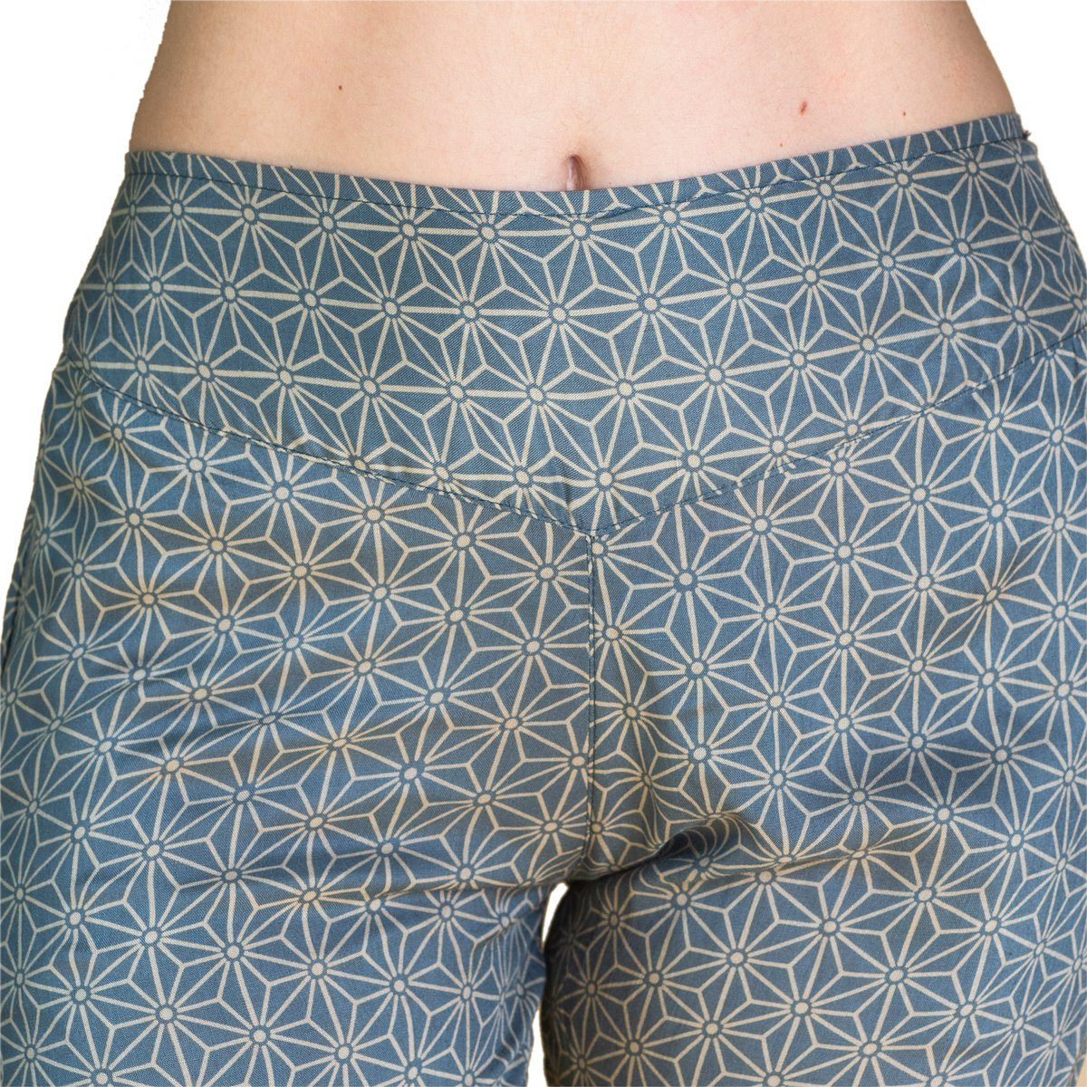PANASIAM Stoffhose Pants bequeme bedruckt mit Sommerhose Asanoha Geometrie heiliger Baumwolle Damenhose Mustern oder aus Carrot geometrix japanischen 100% petrol
