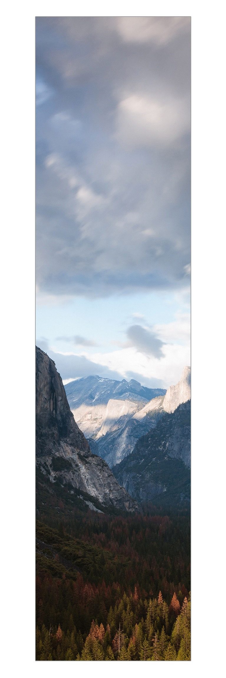 Bilderdepot24 Schiebegardine modern Flächenvorhang blickdicht Wolken Berglandschaft (1 St), halbtransparent, Wohnzimmer große Flächengardine lichtdurchlässig für Klemm-System
