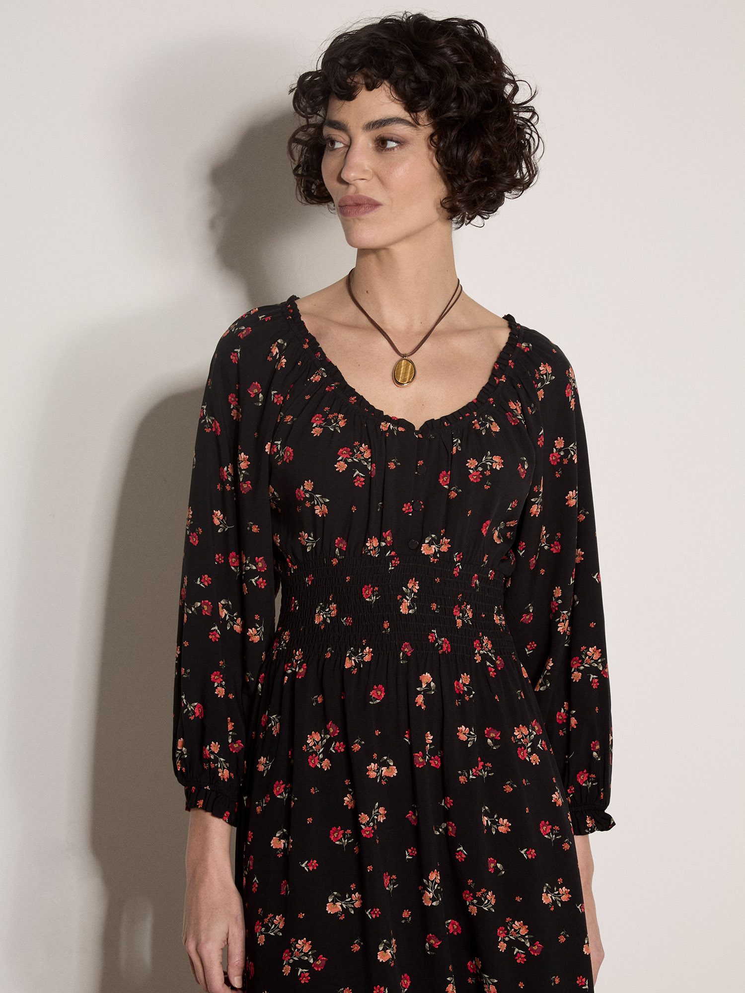 Apricot Midikleid Blumenkleid mit Rüschen