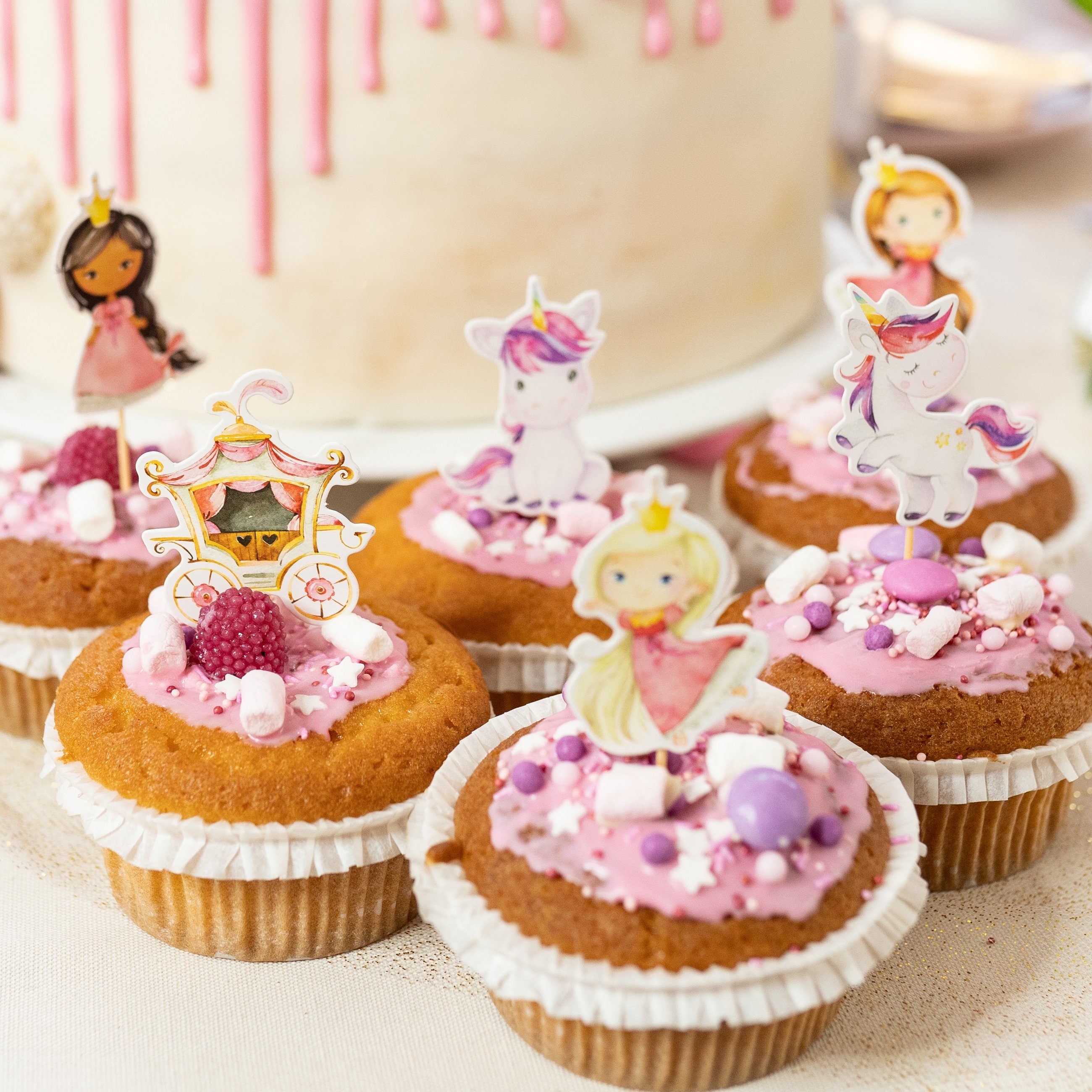 PAPIERDRACHEN Papierdekoration Cake Topper - Kuchendekoration- 19-teilig -in verschiedenen Designs, Kuchenstecker für den Kindergeburtstag