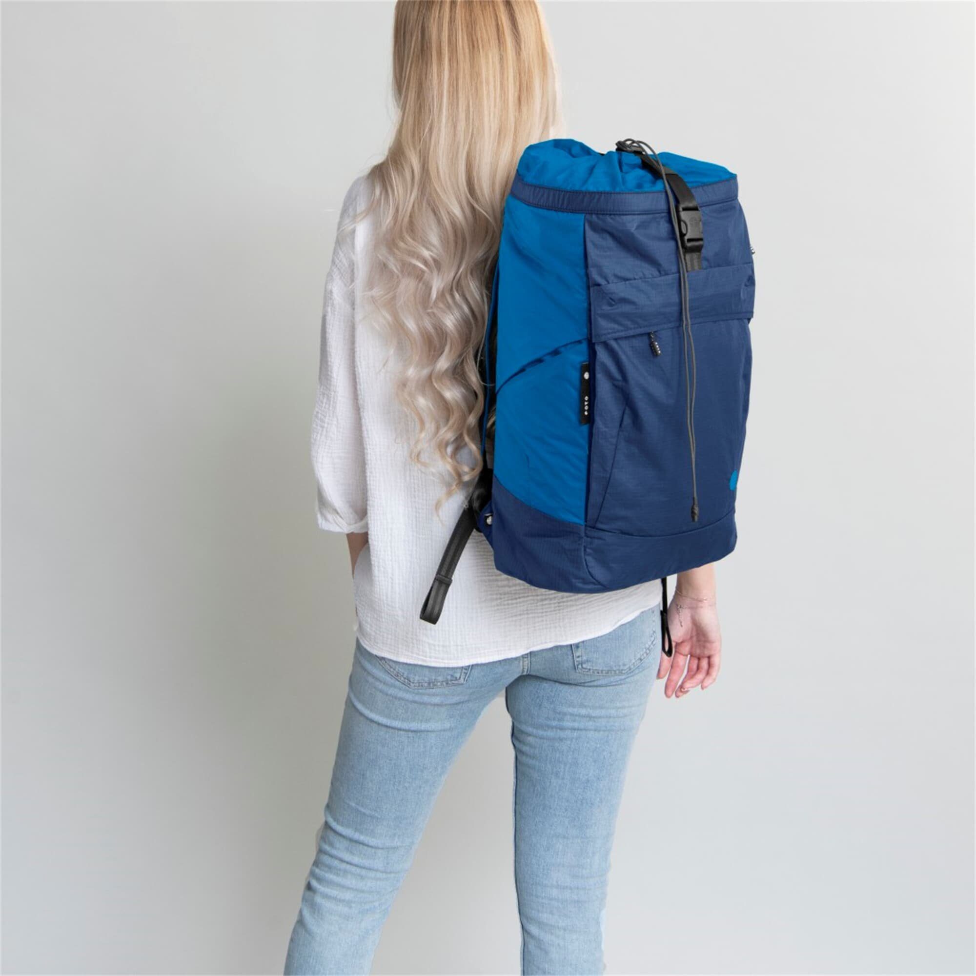 eoto Rucksack AIR SKY:HIGH Daypack, nachhaltig, 28 L (1-tlg) günstig online kaufen