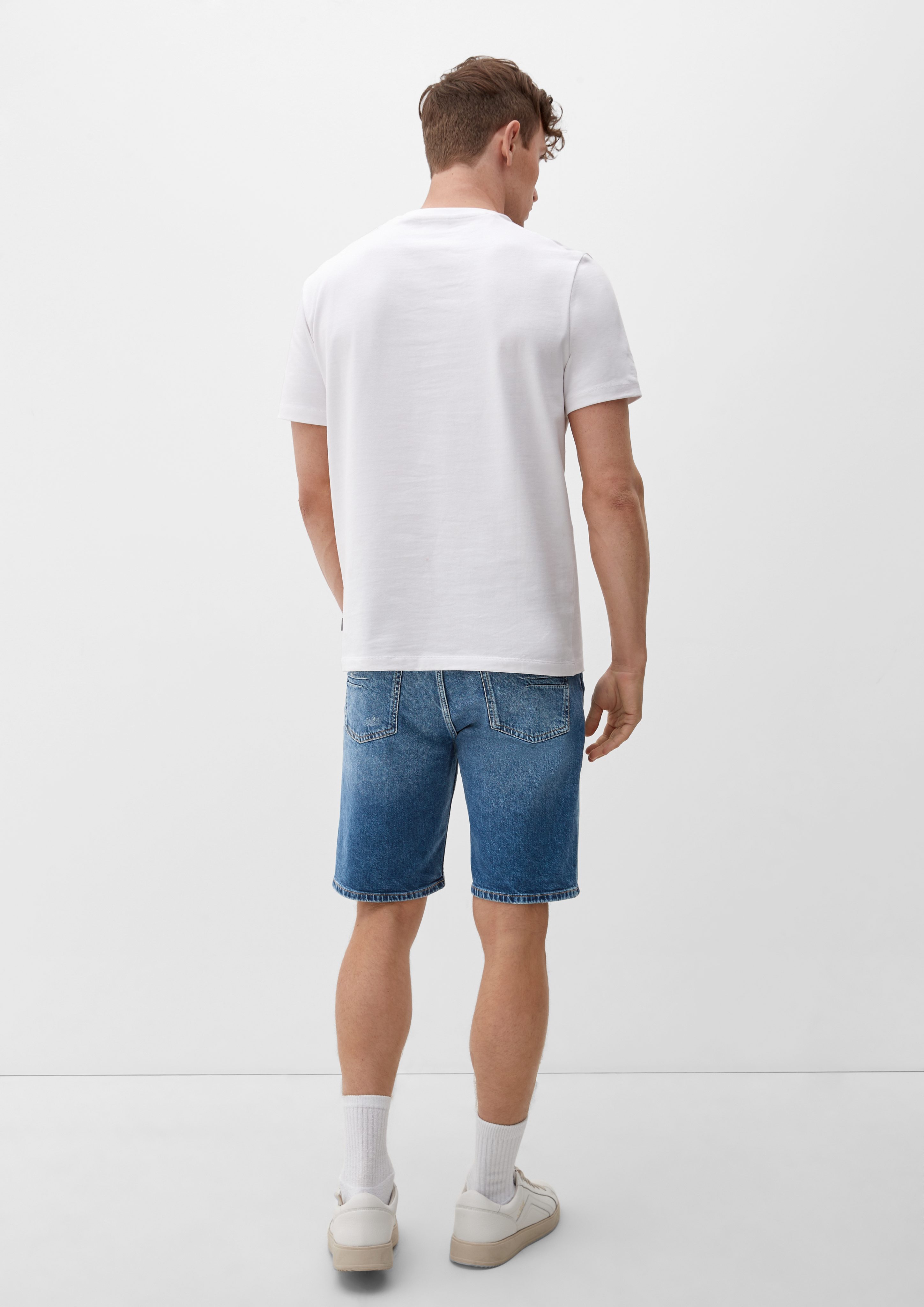s.Oliver Jeansshorts Jeans-Shorts / Fit Mid Rise / Relaxed Waschung, Destroyes