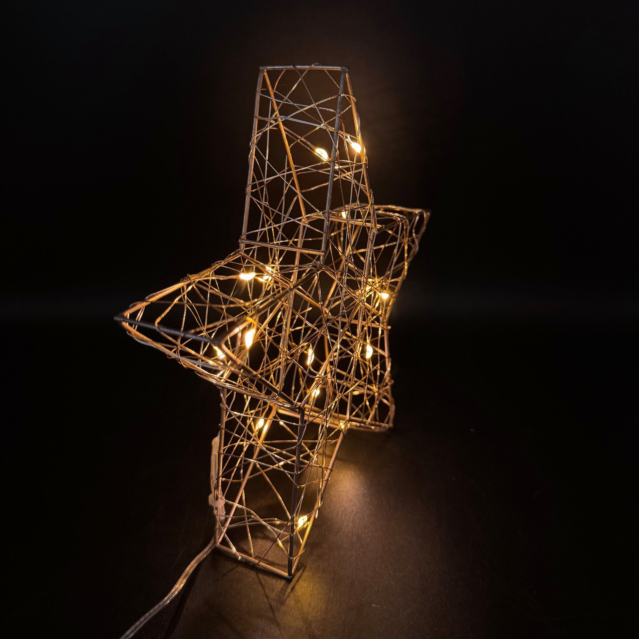 Online-Fuchs LED Dekoobjekt 2 Sterne mit LEDs beleuchtet und 6-Stunden Timer - Weihnachtsdeko, Lichterkette mit 15 und 30 LEDs, warmweiß beleuchtet, schlichte u – Bild 5 von 5