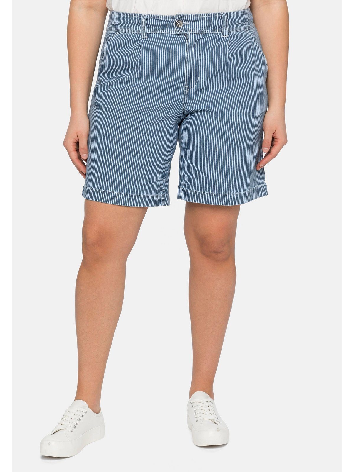 Sheego Bermudas Große Größen mit Alloverstreifen und Saumaufschlag. € 65,99