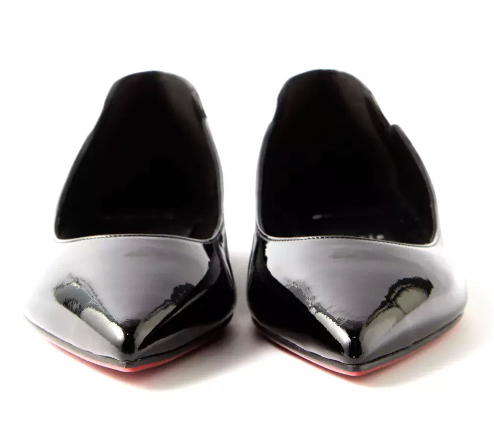 CHRISTIAN LOUBOUTIN Hot Chickita Flats Lackleder Schuhe Ballerina Hochwertiges Lackleder vom Kalb, rot lackiertem Sohle