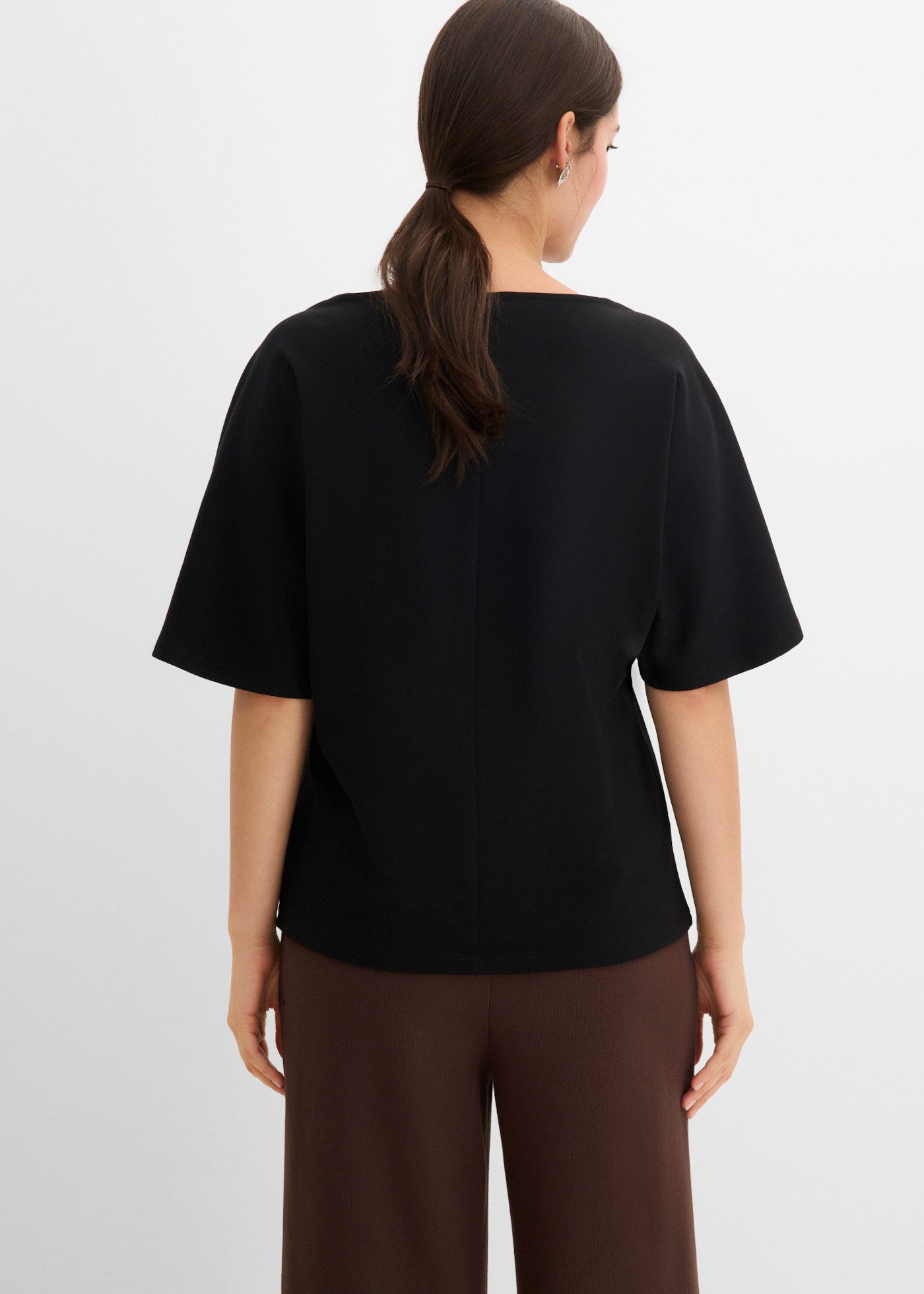 bonprix T-Shirt mit Wasserfallausschnitt, asymmetrischer Saum, Kurzarm-Design – Bild 3 von 5