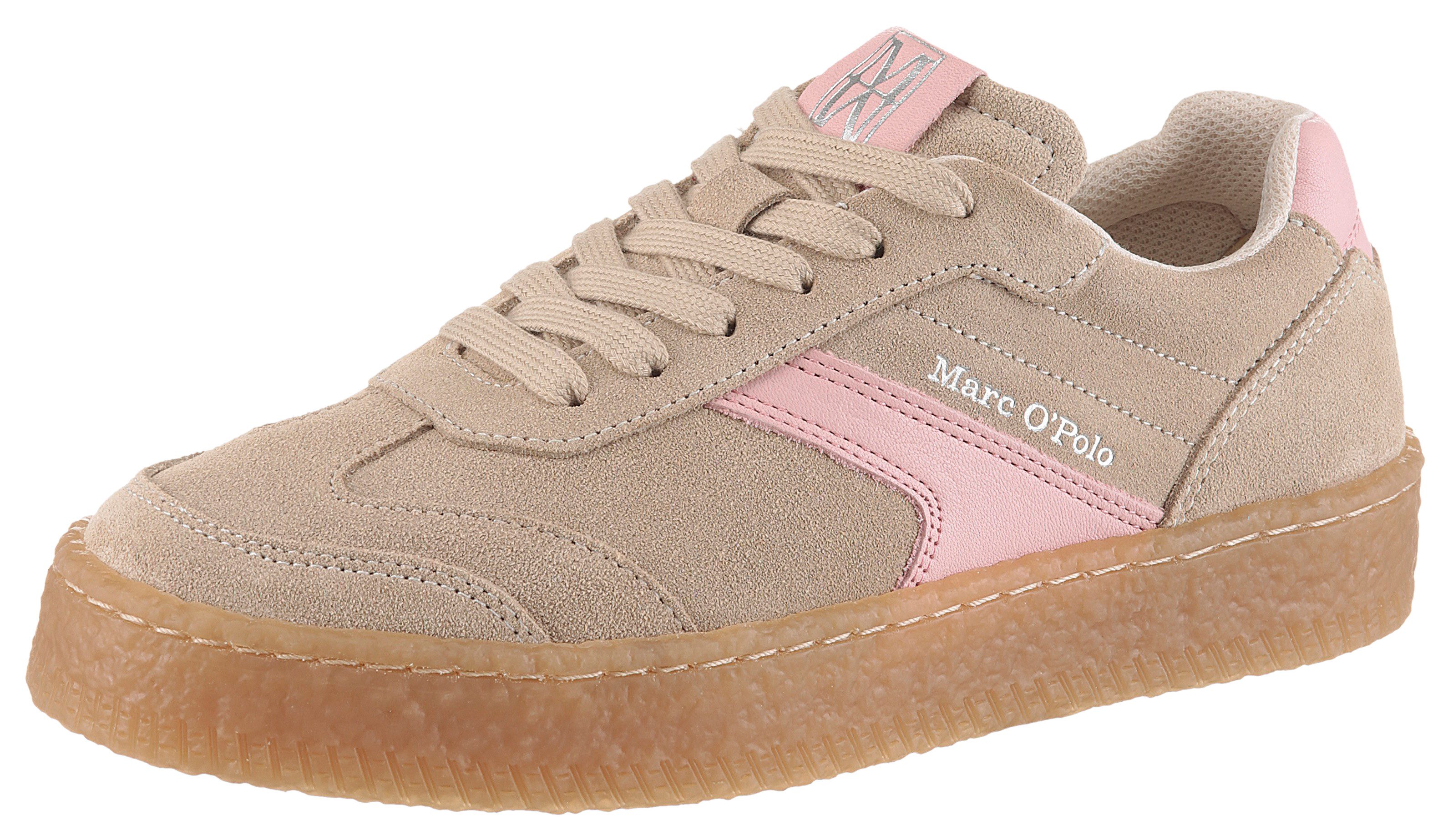 Cortney Sneaker