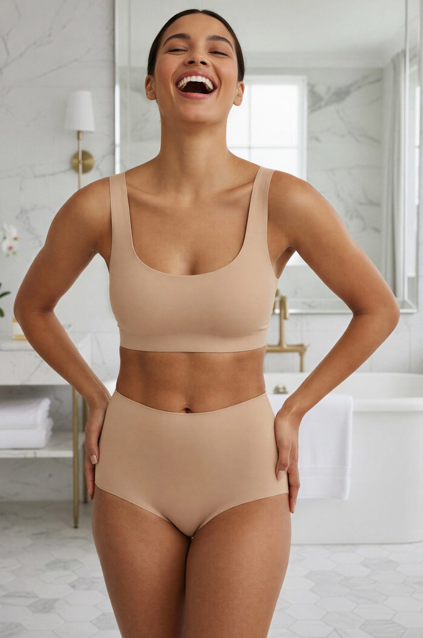 Wolbar Shapingslip hoch geschnitten, umschließt Bauch- und Hüftbereich
