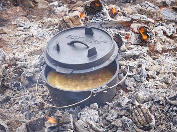 ECHTWERK Schmortopf Dutch Oven, Gusseisen (1-tlg), Feuertopf, Gusseisen BBQ Kochtopf, bereits eingebrannt, 4,9 Liter
