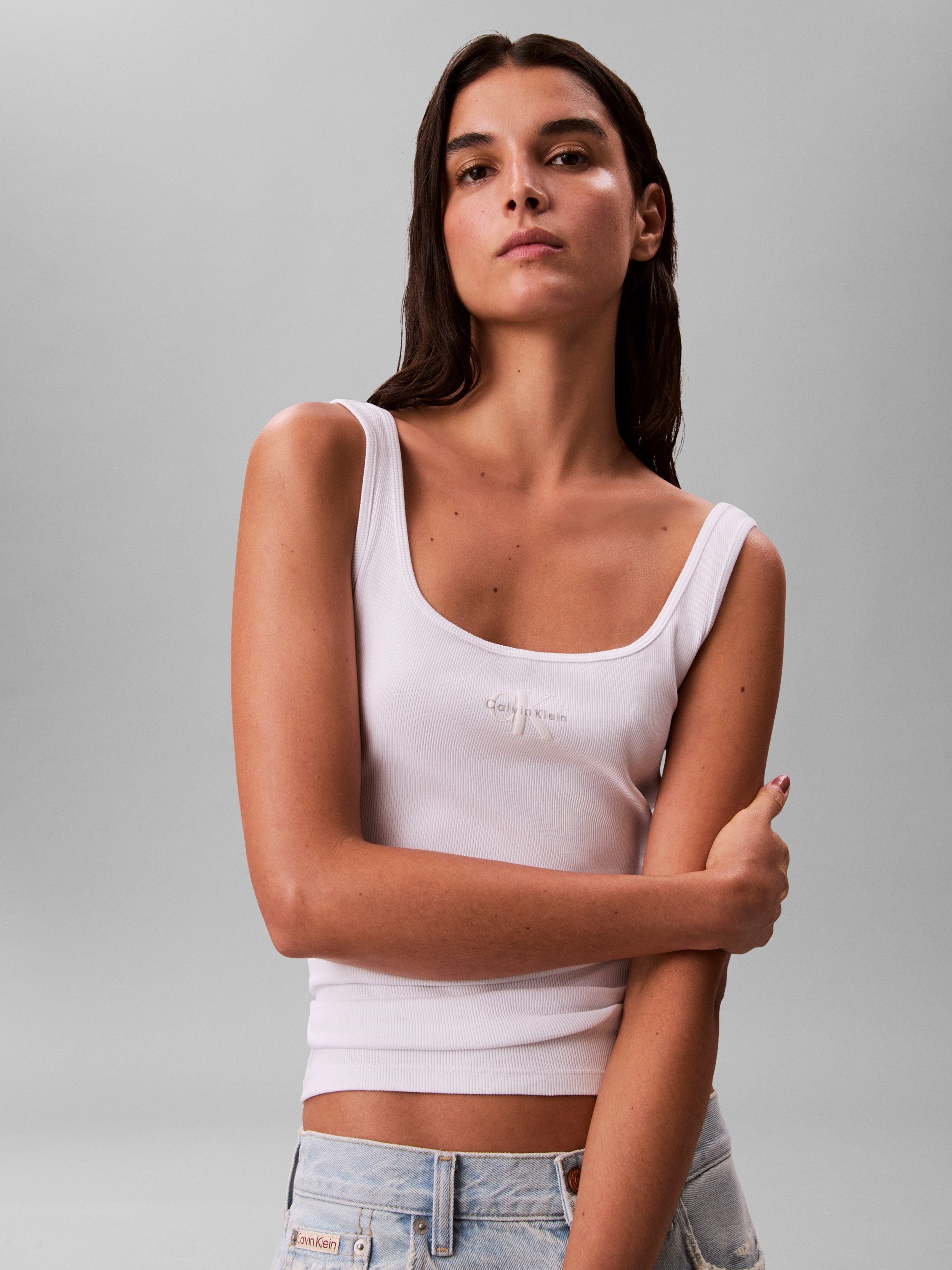 Calvin Klein Jeans Tanktop MONOGRAM SCOOP NK RIB TANK TOP Mit Rundhalsausschnitt, regular fit