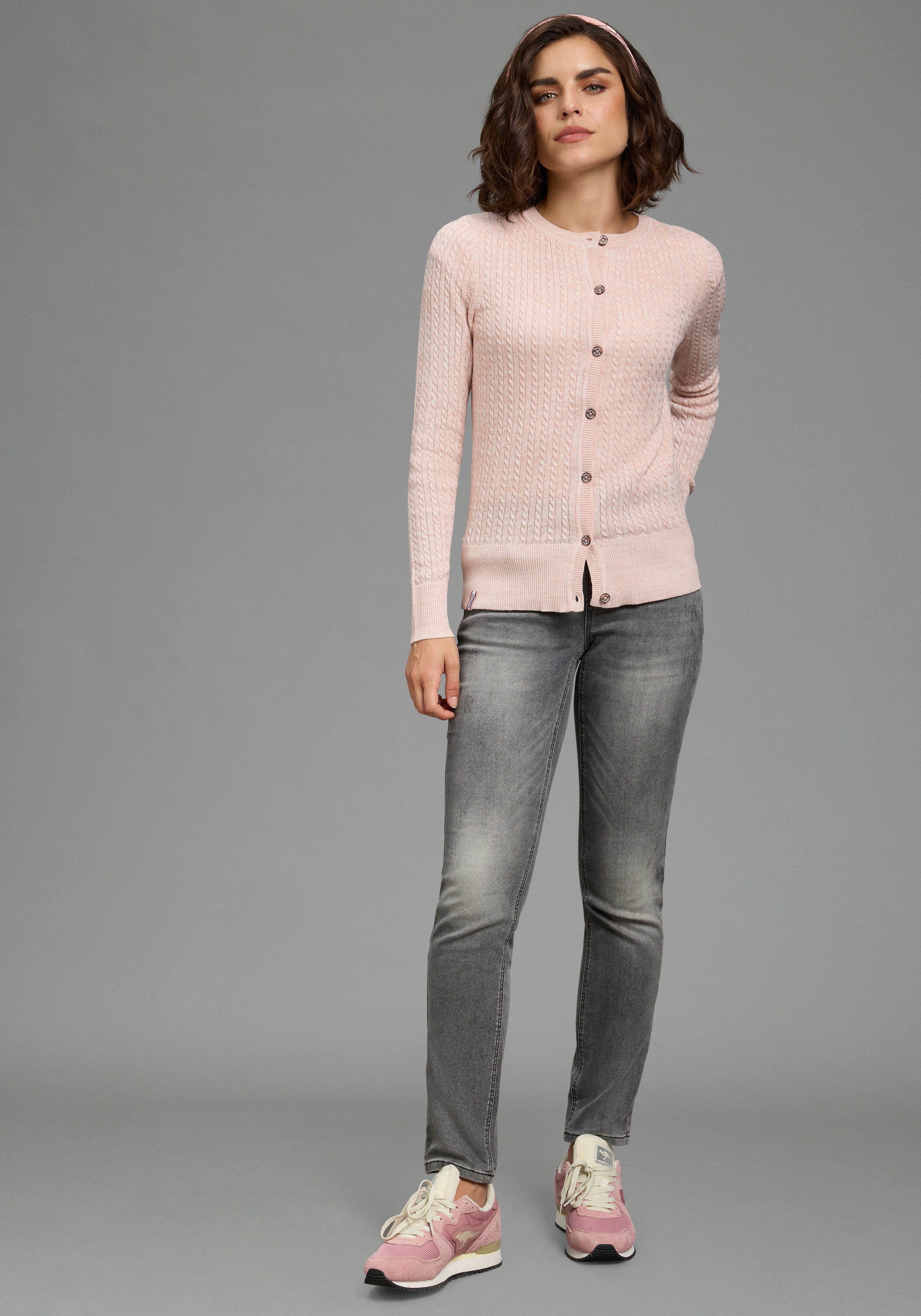 Zum Outfit 1