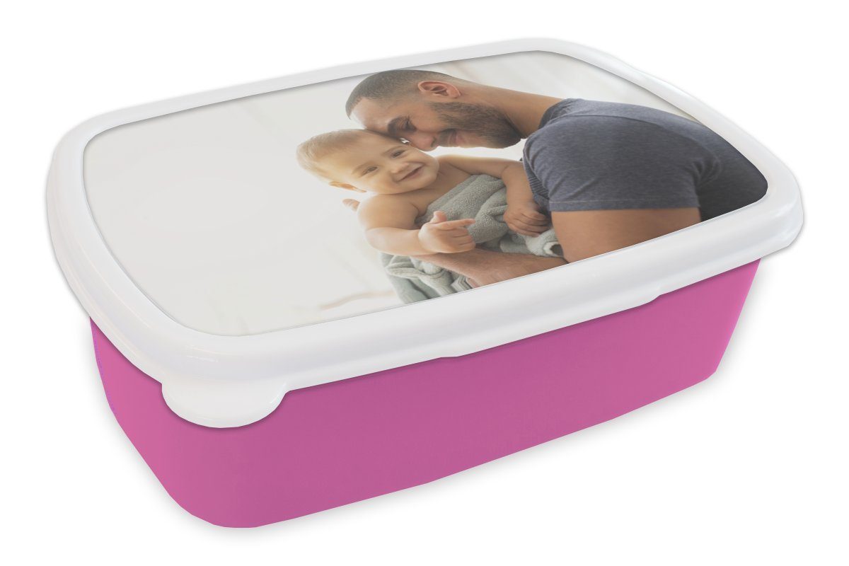 MuchoWow Lunchbox Vater mit Kind am Morgen, Kunststoff, (2-tlg), Brotbox für Erwachsene, Brotdose Kinder, Snackbox, Mädchen, Kunststoff rosa