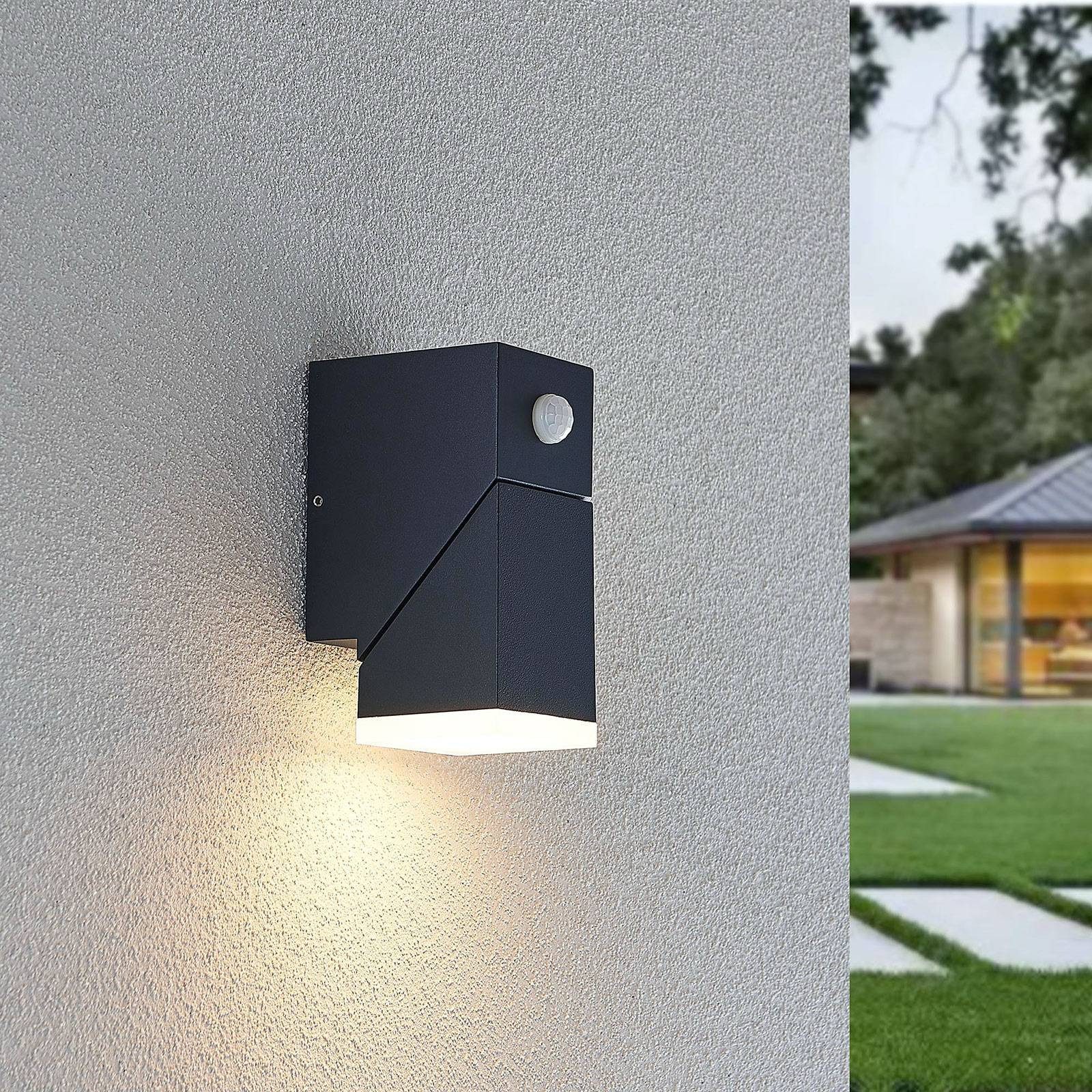 Lindby Außen-Wandleuchte Sally, 1 x 6,3 W LED, warmweiß