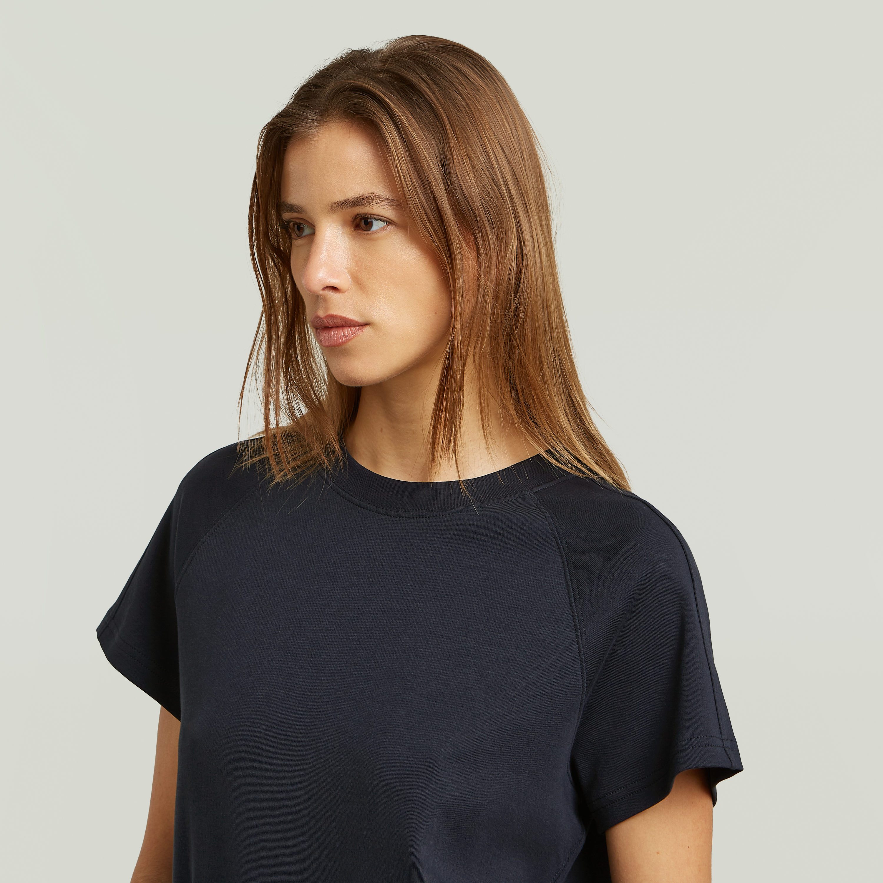 G-STAR T-Shirt Raglan Rundhalsform, mit angesetztem Bündchen