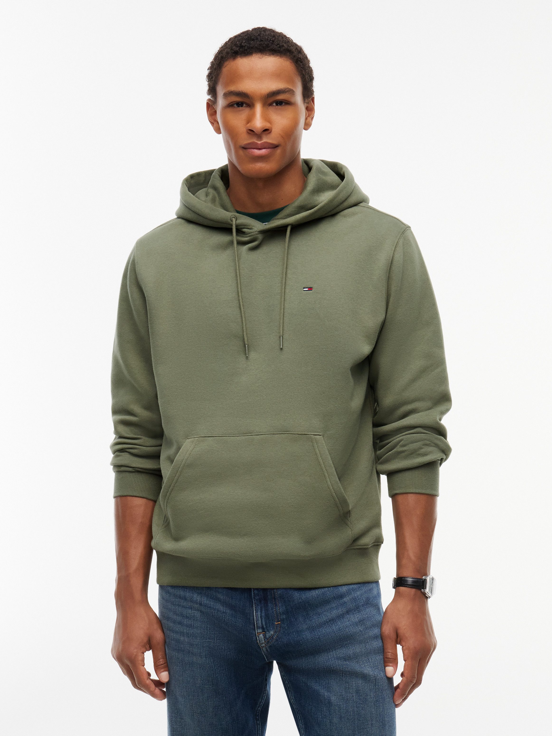 Tommy Jeans Hoodie TJM REGULAR FLAG mit bestickten Markenlogo auf Brusthöhe