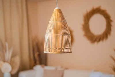 BOURGH Lampenschirm BOURGH Bambus Lampe FORMIA D 27 cm H 37 cm mit E27 Fassung Kabel weiss, Naturbelassenes Bambus Material