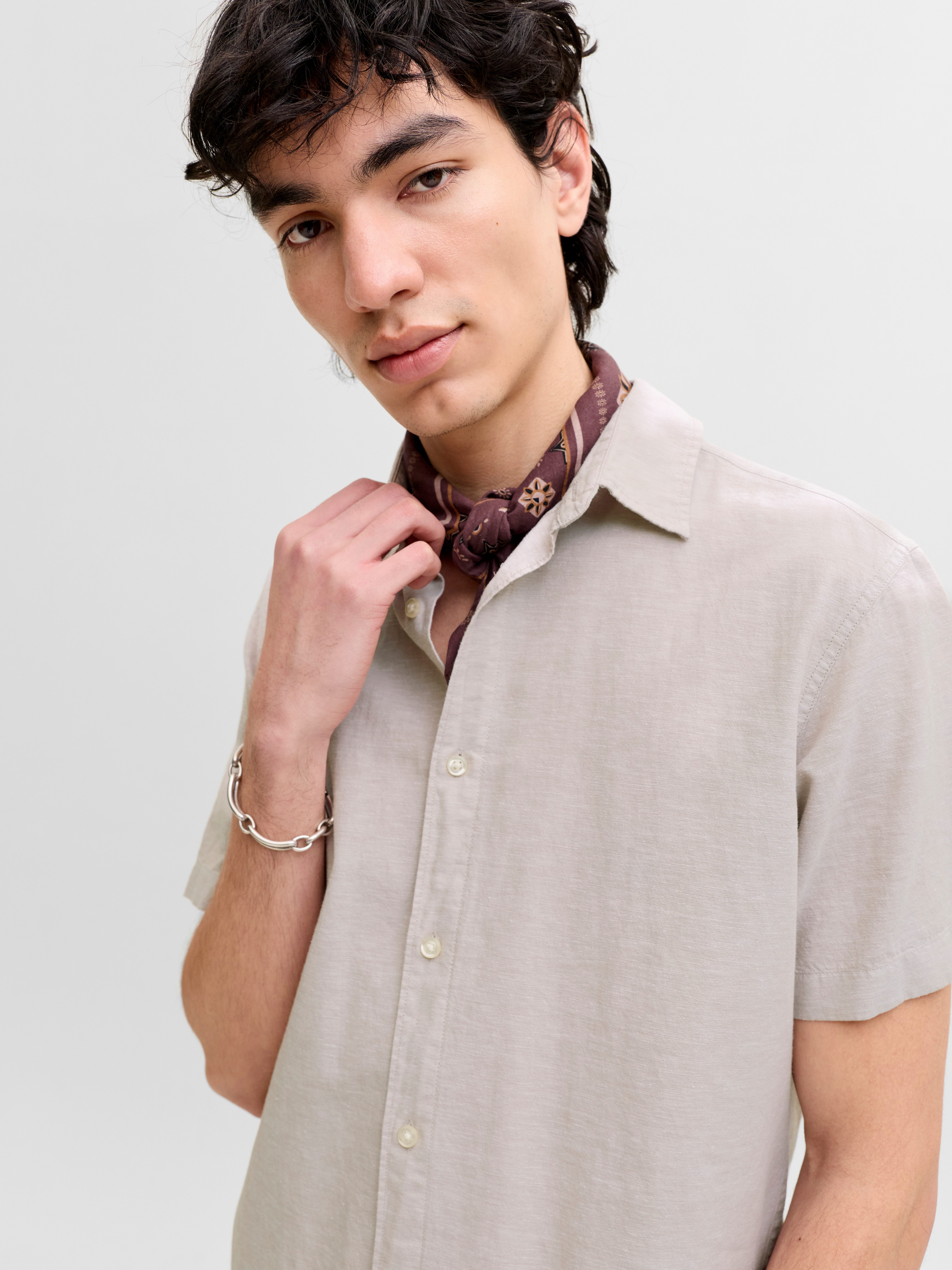 Jack & Jones Kurzarmhemd JJEBREEZE LINEN BLEND SHIRT S/S SN mit Leinen