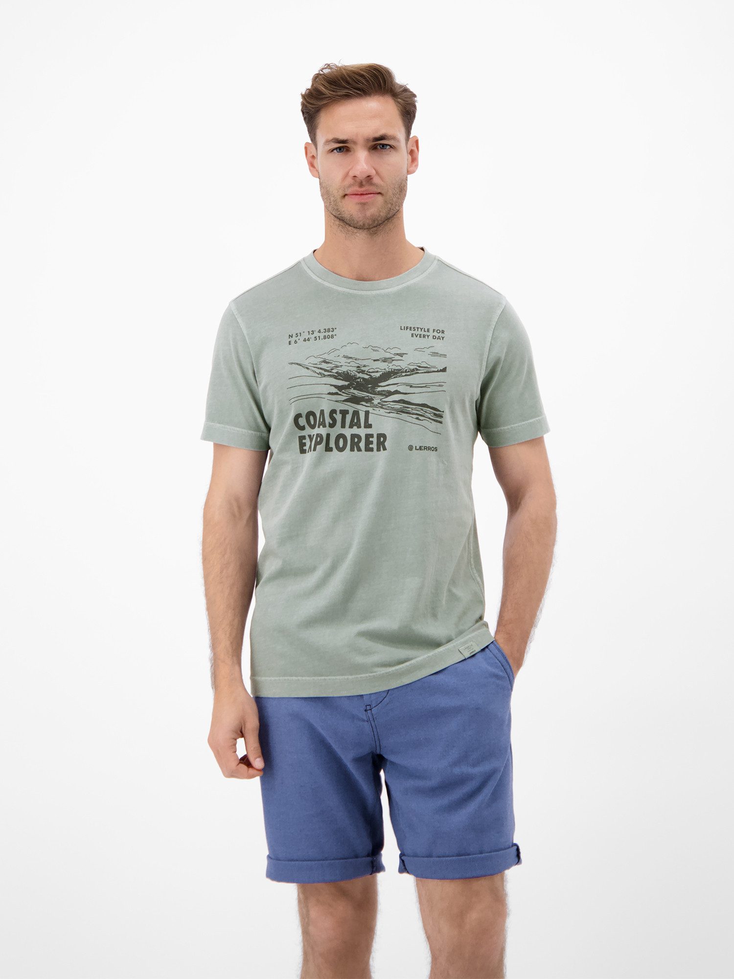 T-Shirt T-Shirt mit O-Neck und Frontprint