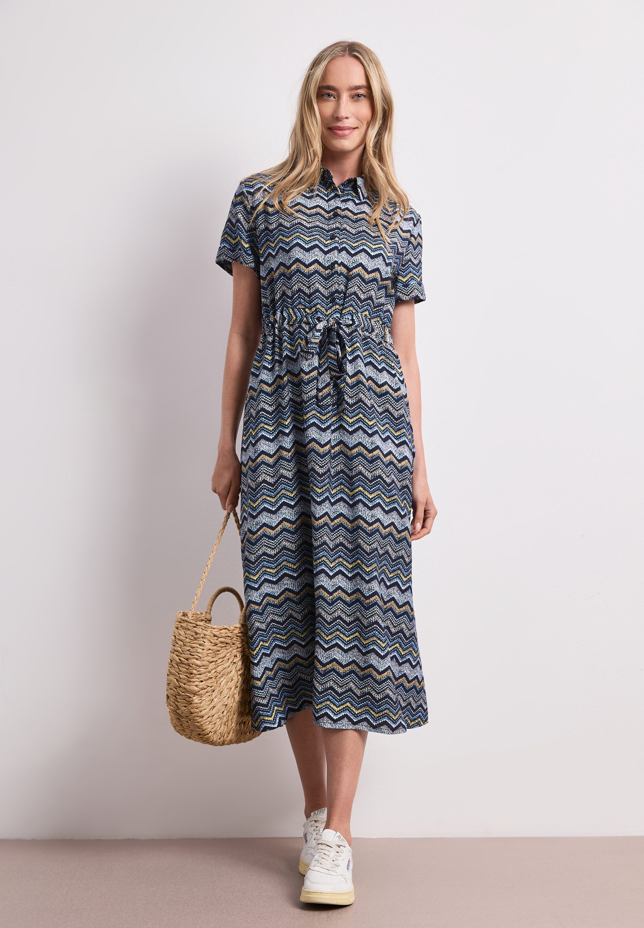 STREET ONE Midikleid Sommerkleid mit Zick-Zack-Muster