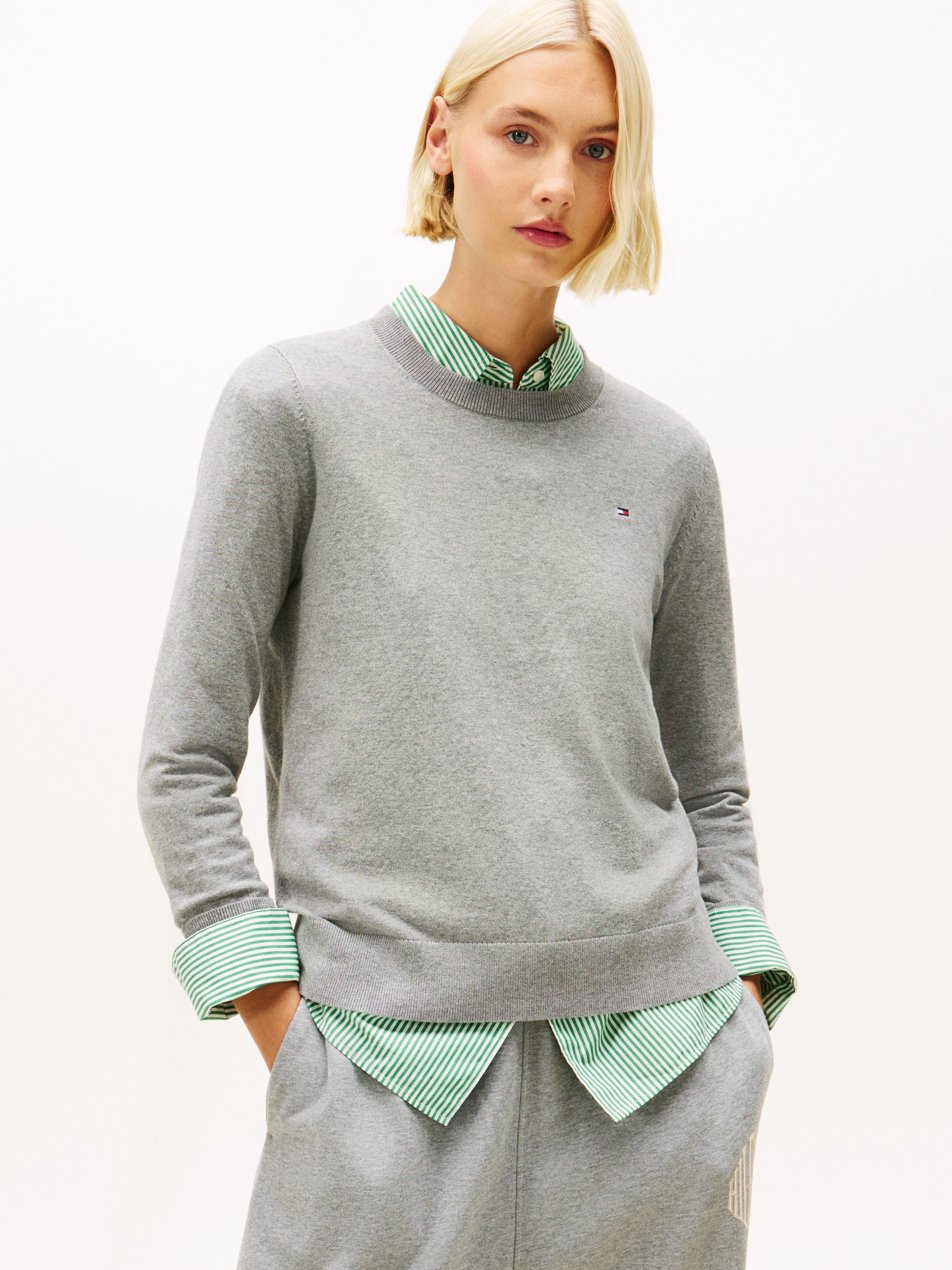 Tommy Hilfiger Rundhalspullover CO JERSEY STITCH LS C-NK SWT mit Logostickerei