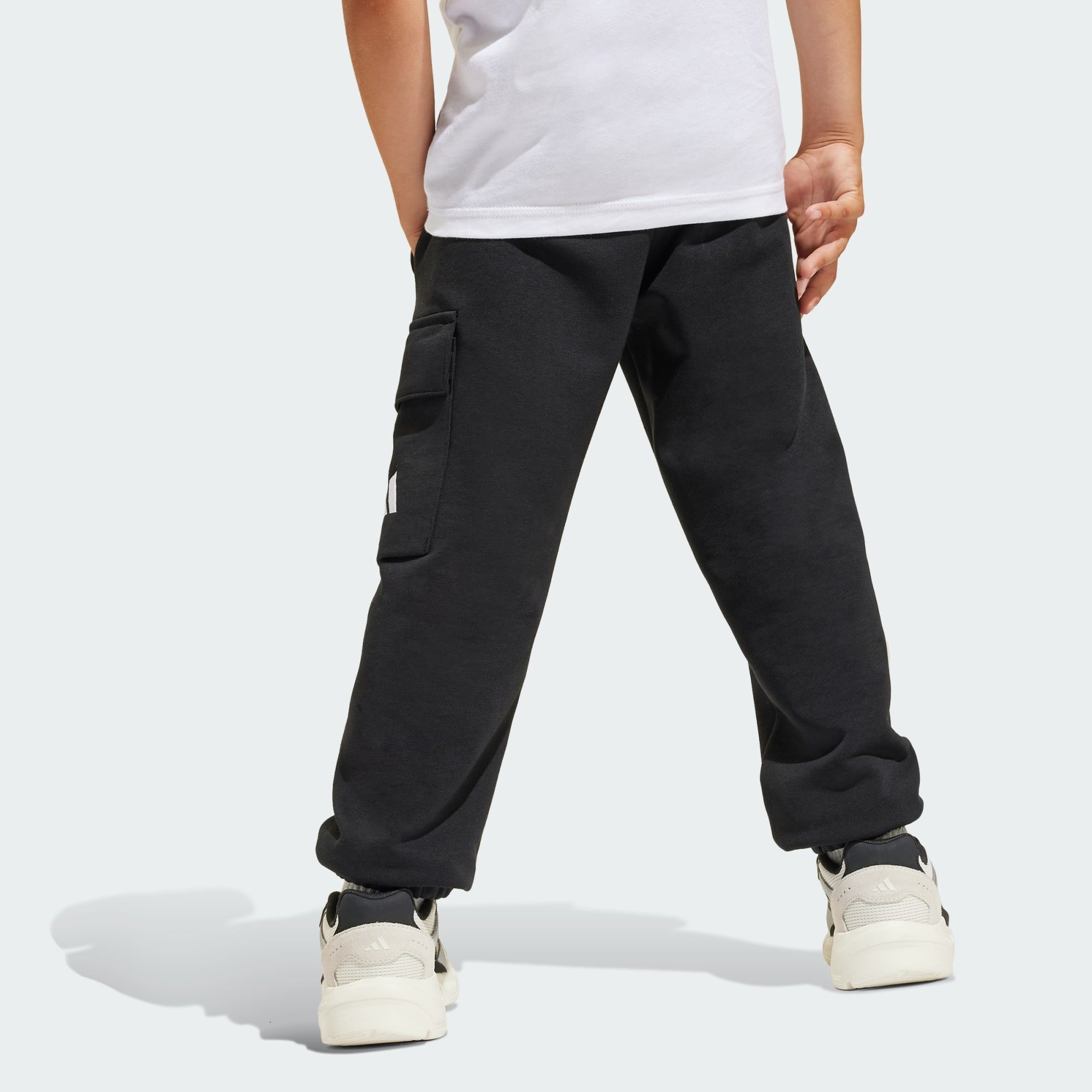adidas Sportswear Jogginghose ESSENTIALS KIDS CARGOHOSE (1-tlg) – Bild 2 von 5