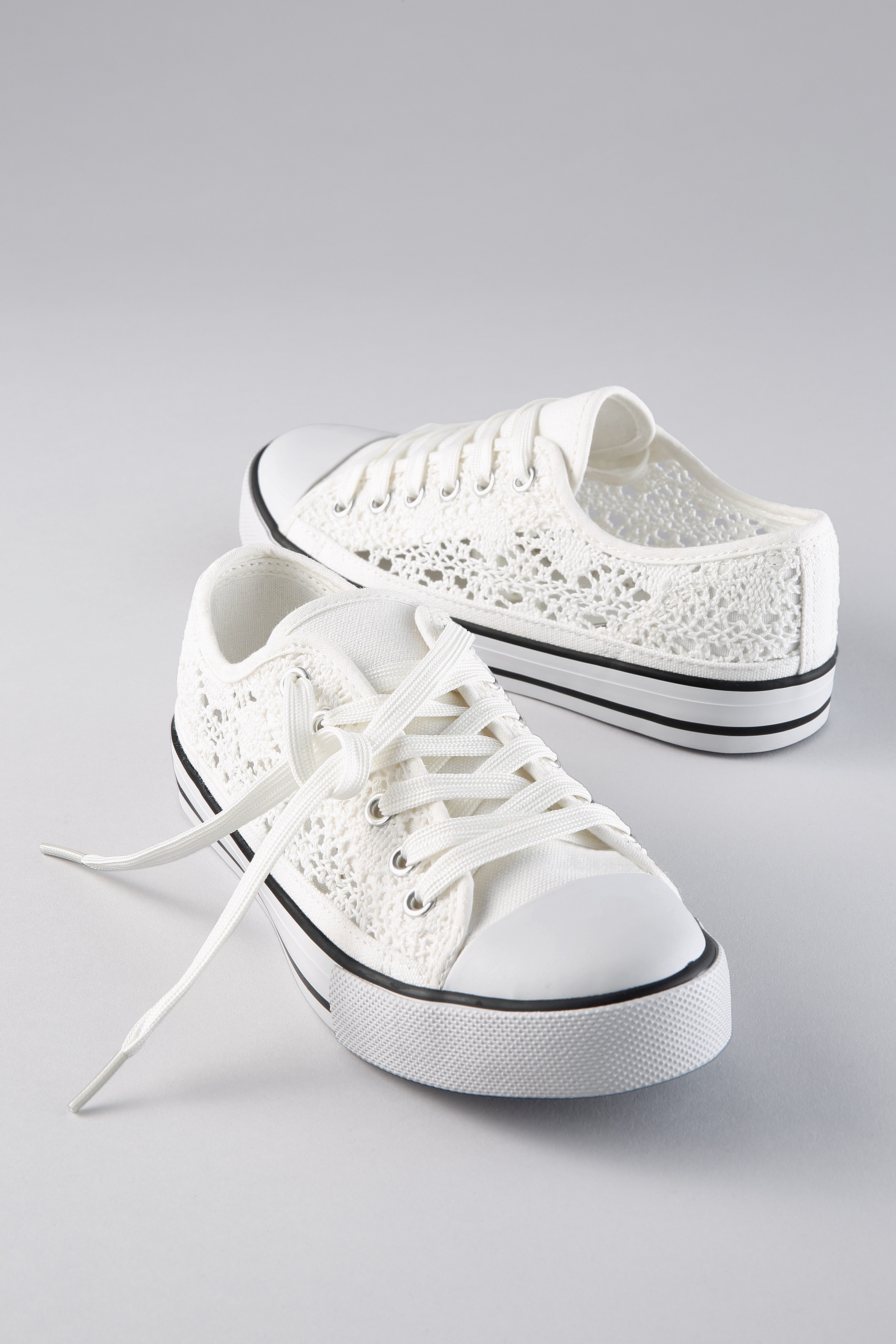 Aniston SHOES Sneaker Schnürschuh, Freizeitschuh in Häkeloptik - NEUE KOLLEKTION