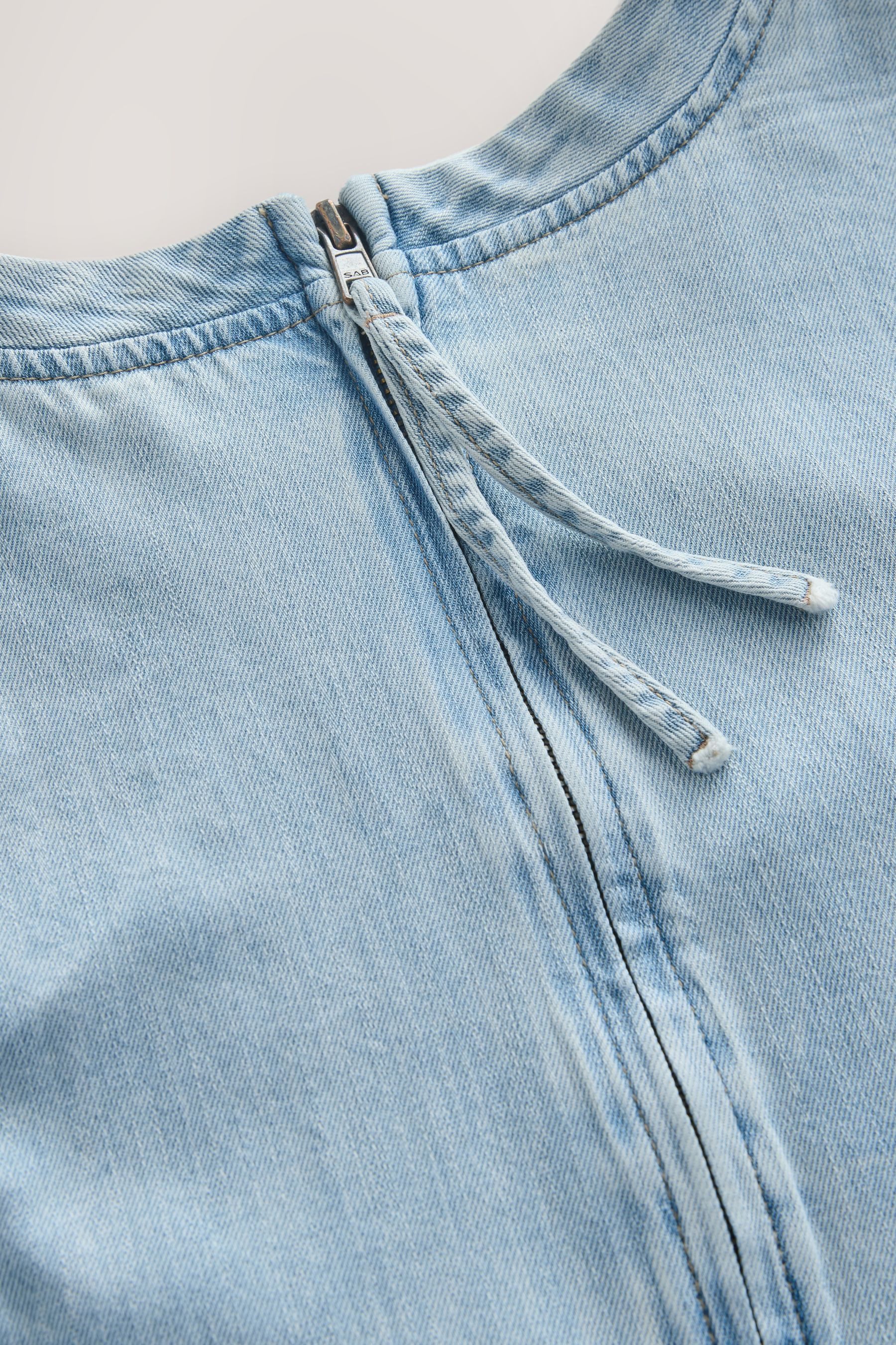 Next Jeanskleid National Trust x Next T-Shirt-Kleid, Kurzgröße (1-tlg) – Bild 5 von 5