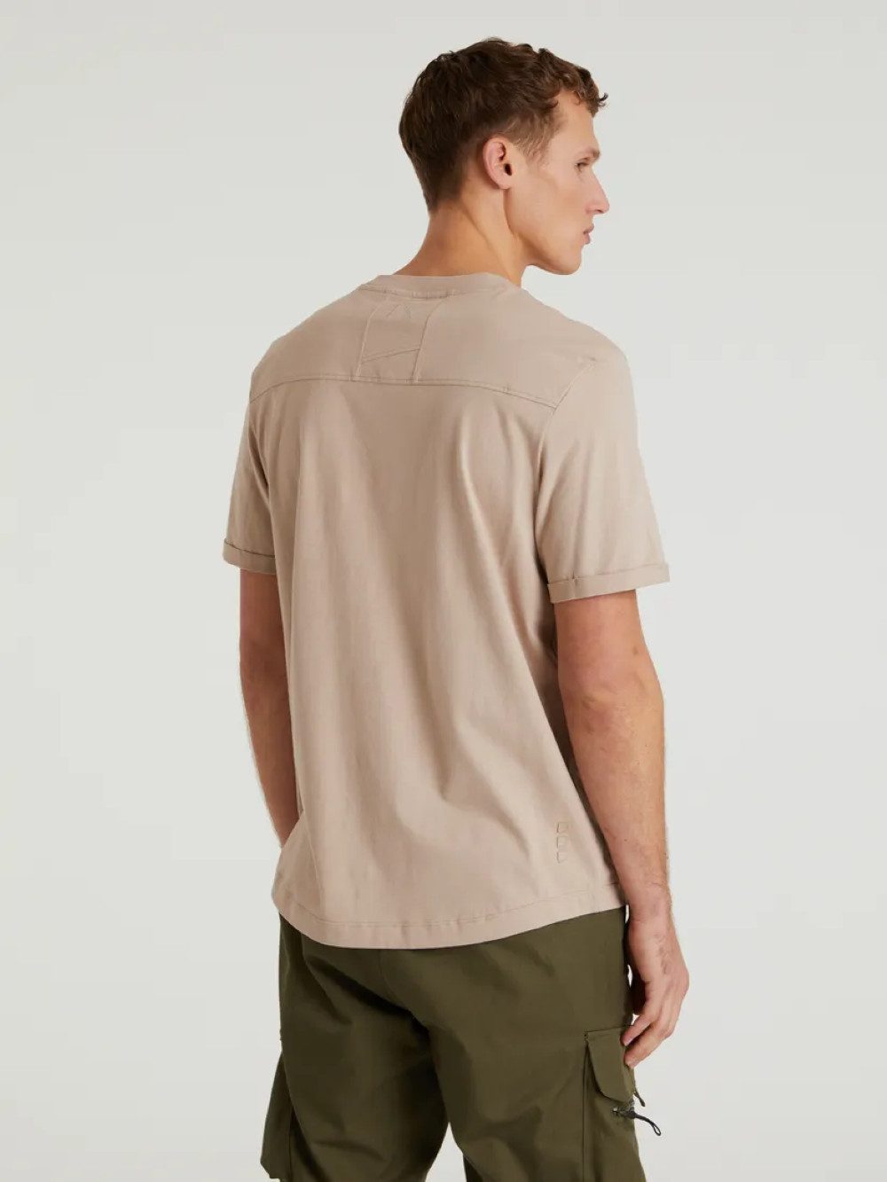 CHASIN' T-Shirt BRODY - Kurzarm Shirt - stylisches Basic T-Shirt mit Logopatch