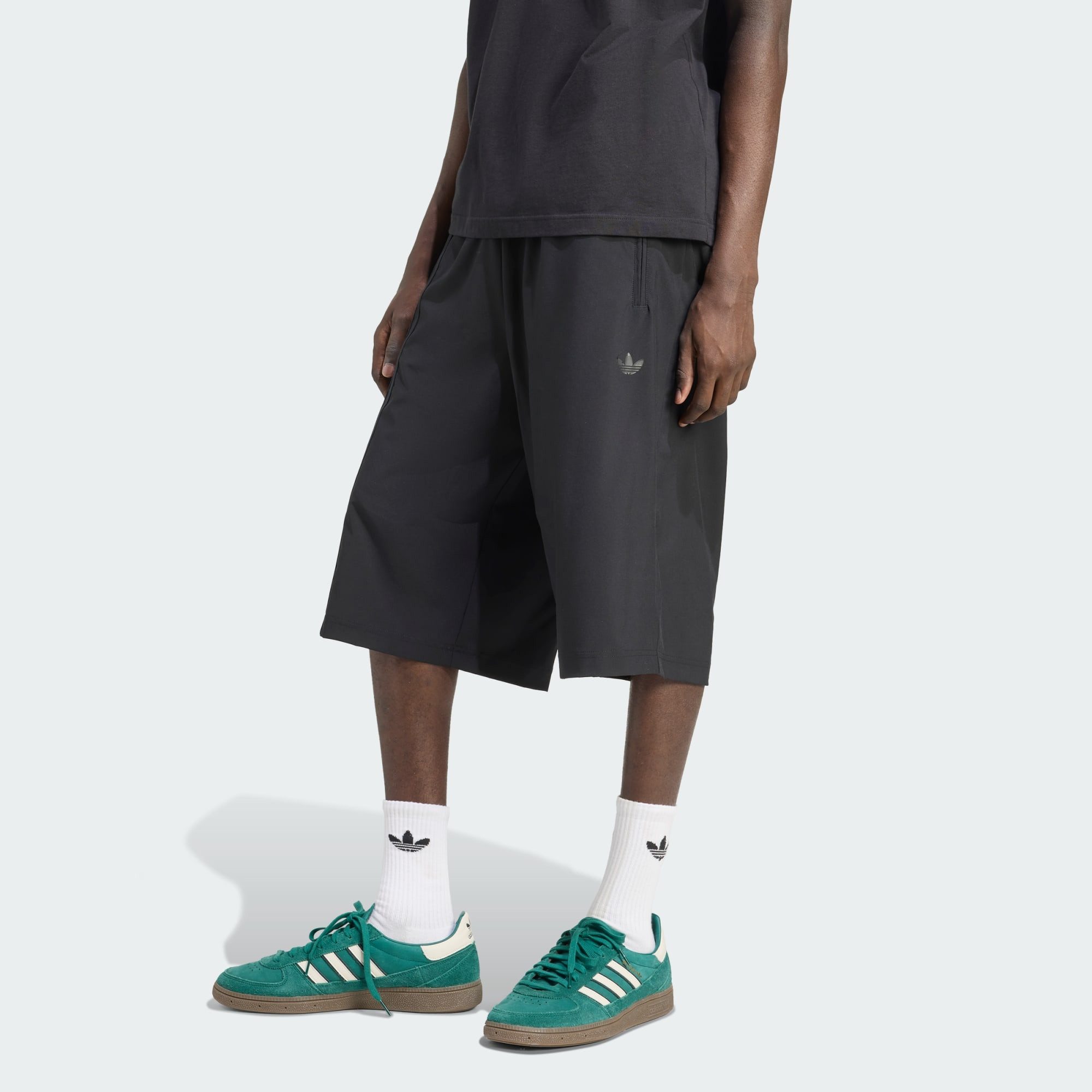 adidas Originals Шорты FIREBIRD OVERSIZED NYLON SHORTS