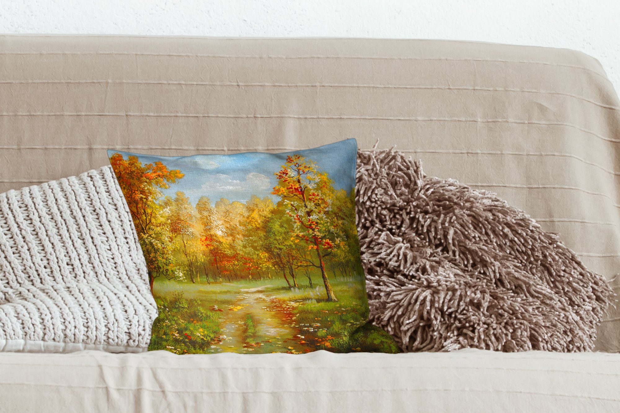 einem Schlafzimmer, für MuchoWow Wald, Eine herbstlichen Zierkissen mit Wohzimmer, Illustration Dekokissen Deko, von Füllung Bäumen in Sofakissen