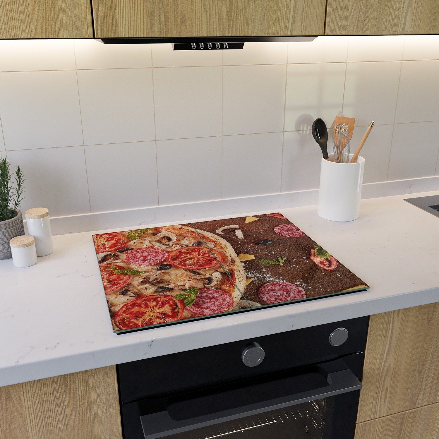 Wallario Herd-Abdeckplatte Pizza mit Größen und Salami, 2 Oliven (Glasplatte, Noppen), Tomaten, 5mm inkl. Pilzen, tlg., verschiedene ESG-Sicherheitsglas